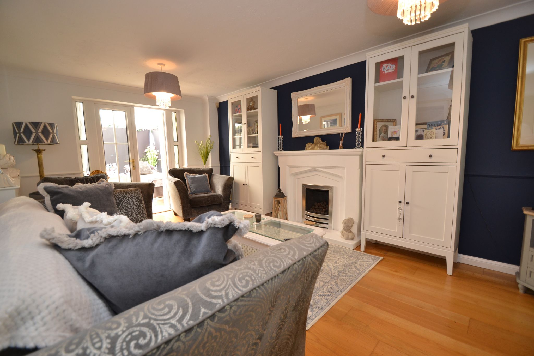 3 Bed Detached House For Sale - Photograph 3