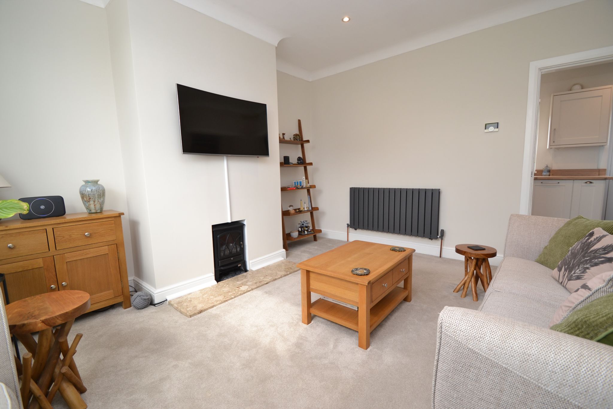 2 Bed Semi-detached House For Sale - Photograph 2
