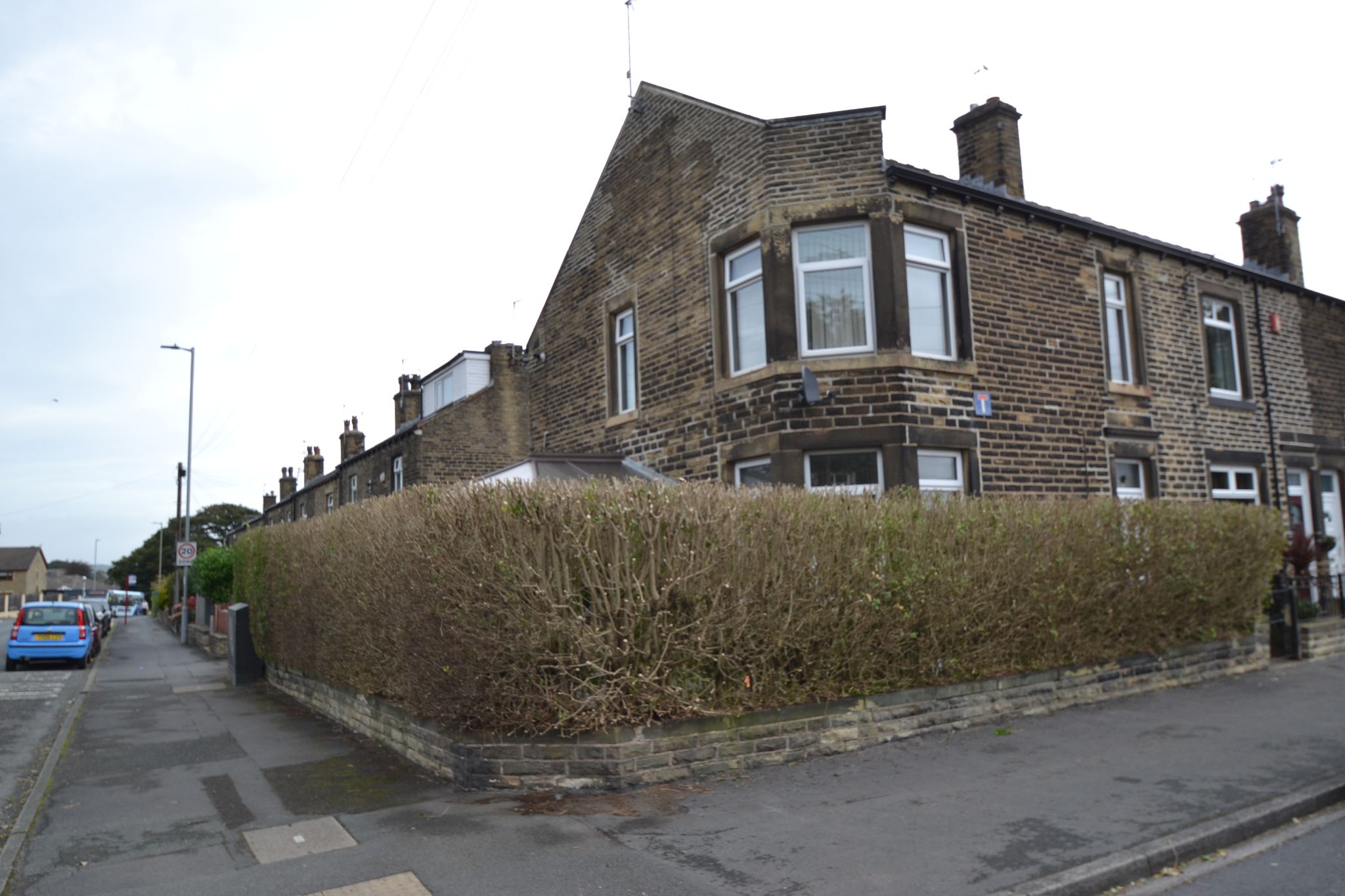 2 Bed Apartment Flat/apartment For Sale - Photograph 1