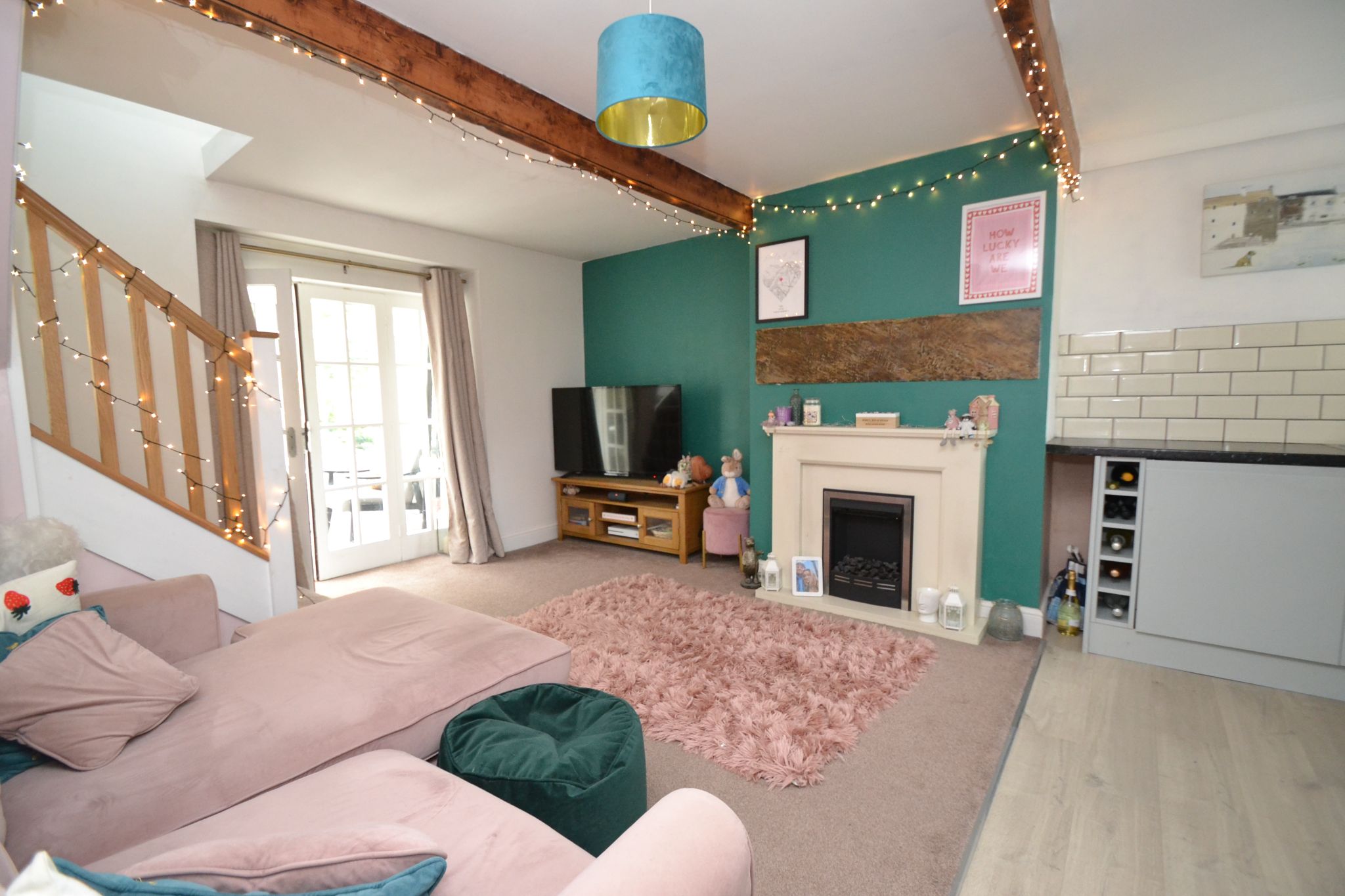 2 Bed Cottage House For Sale - Photograph 4