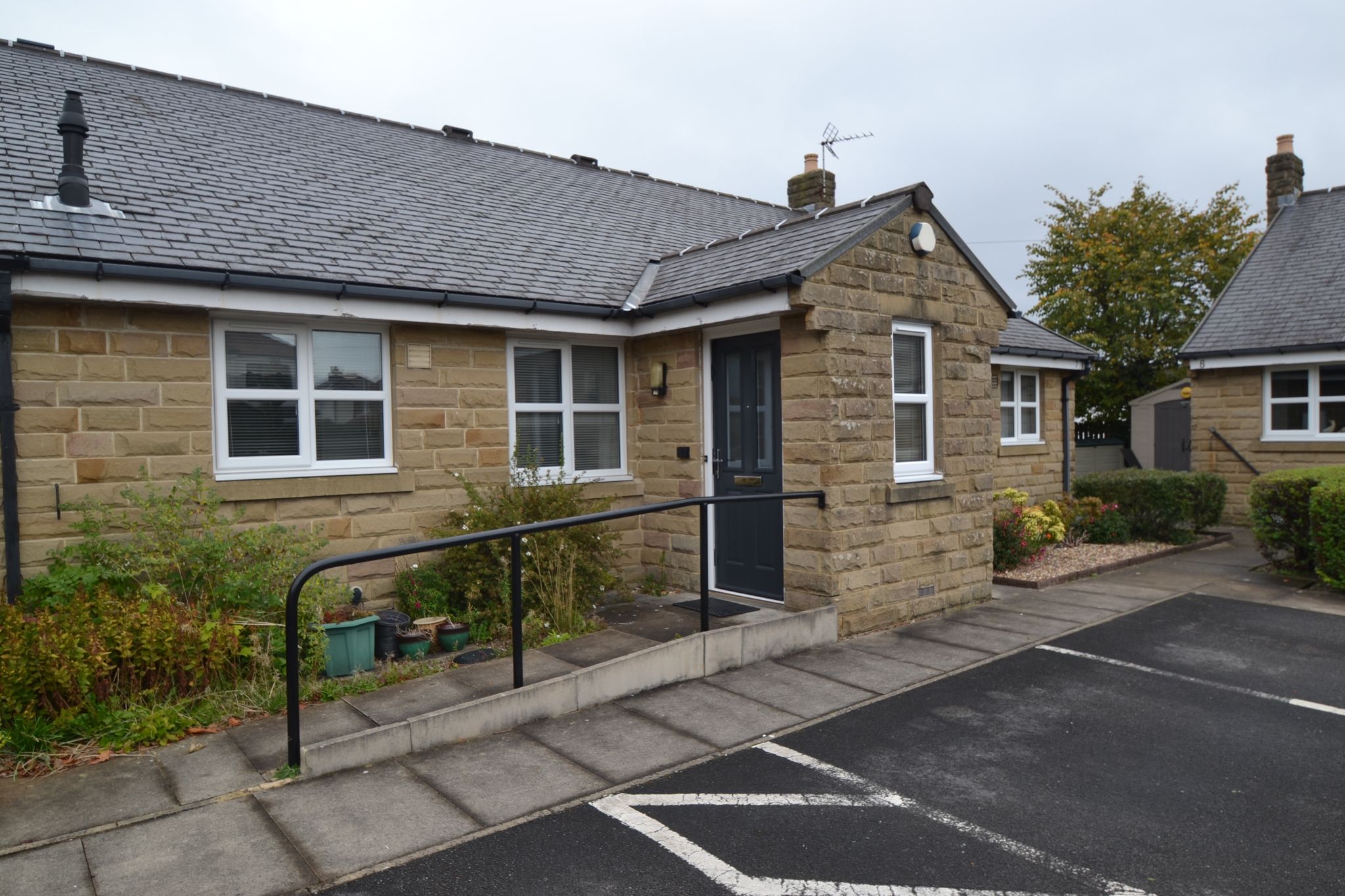 2 Bed Terraced Bungalow For Sale - Photograph 1