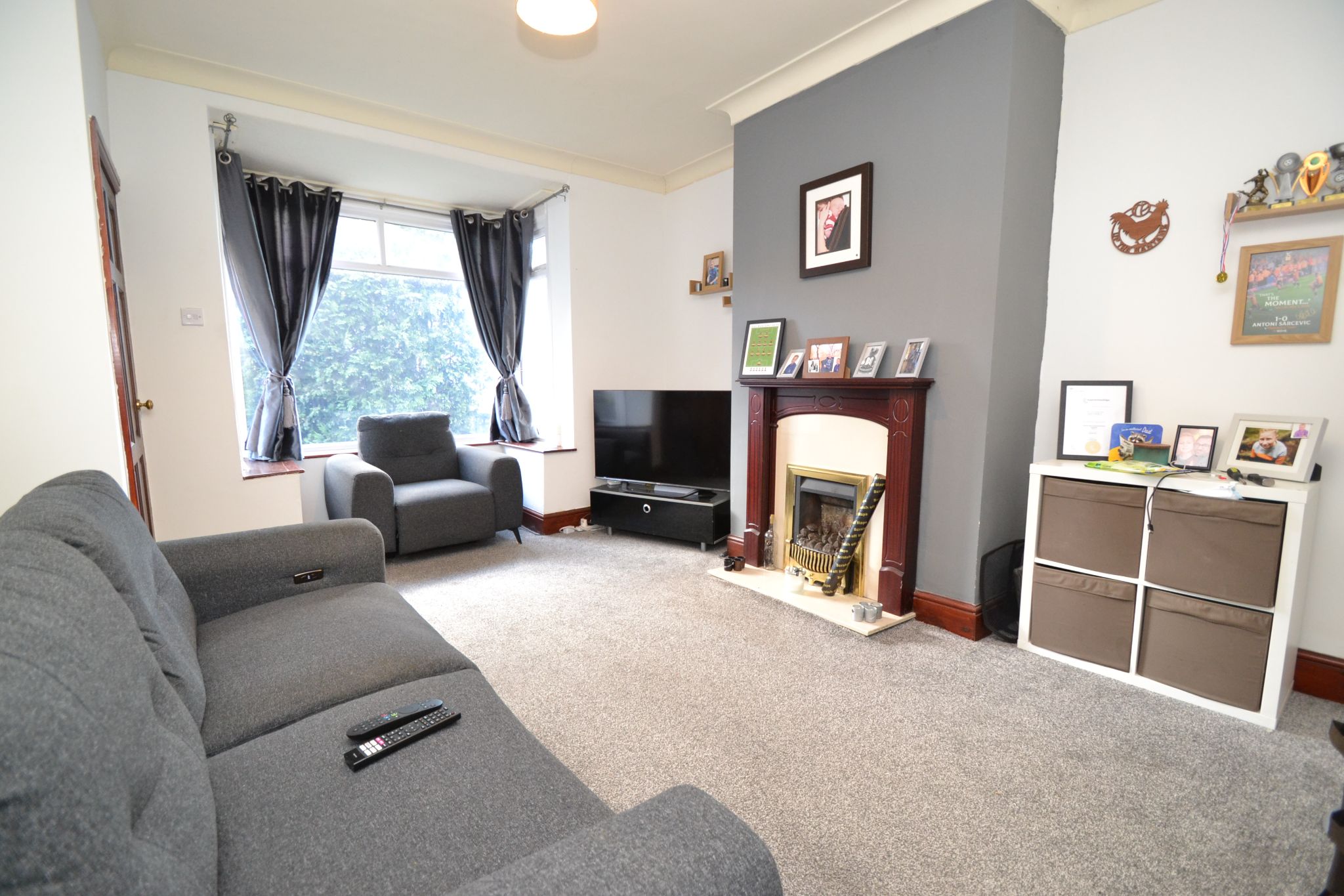 2 Bed Semi-detached House For Sale - Photograph 3