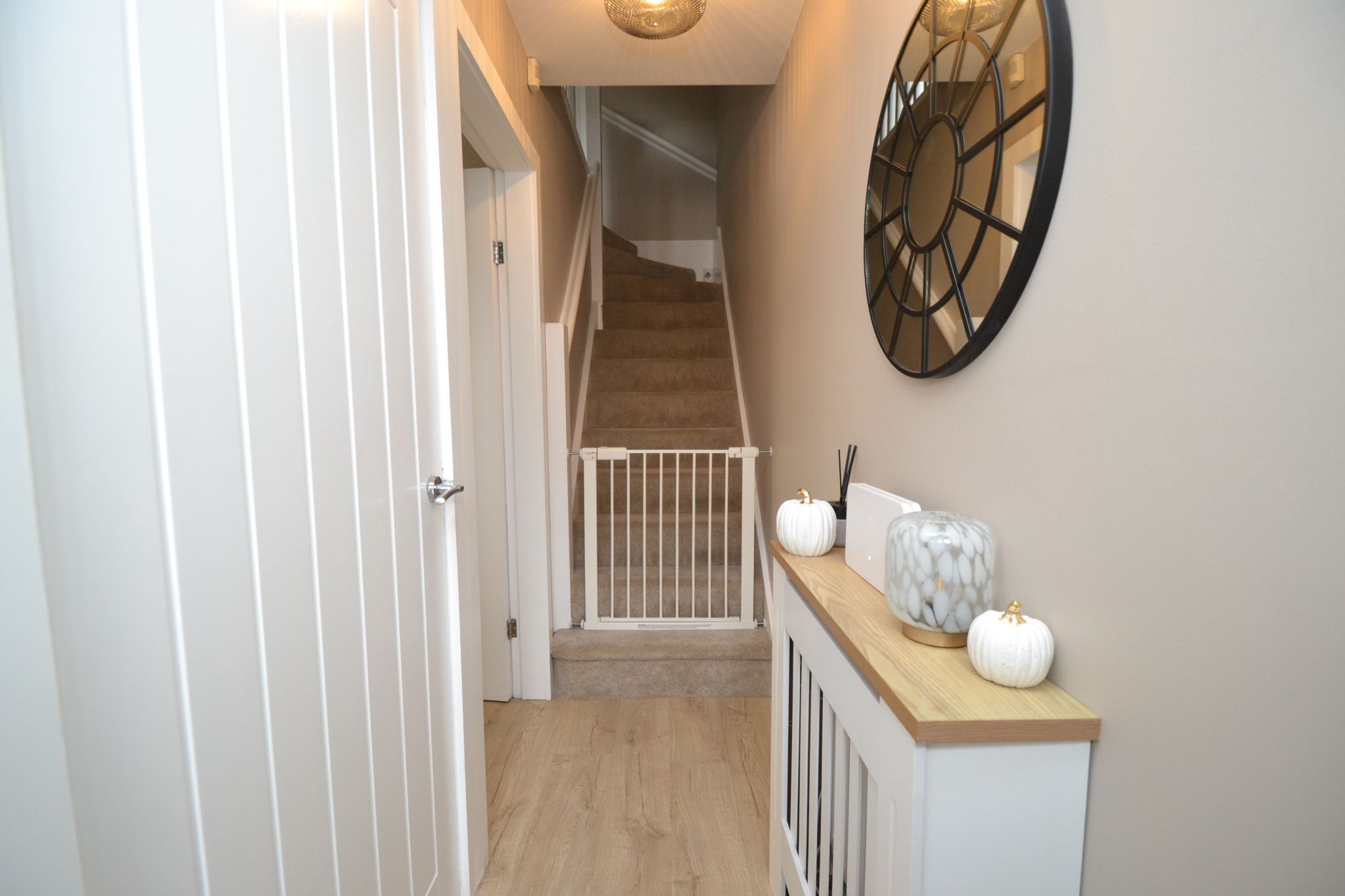 3 Bed Mid Terraced House For Sale - Photograph 3