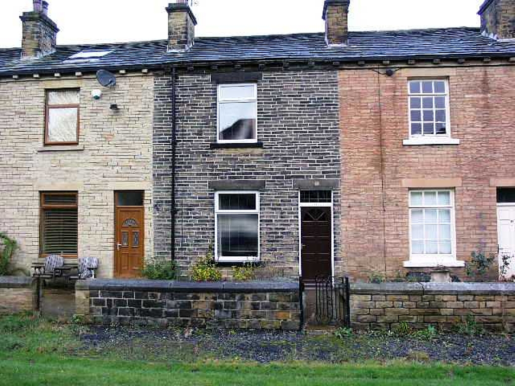 2 Bed House To Rent - 0