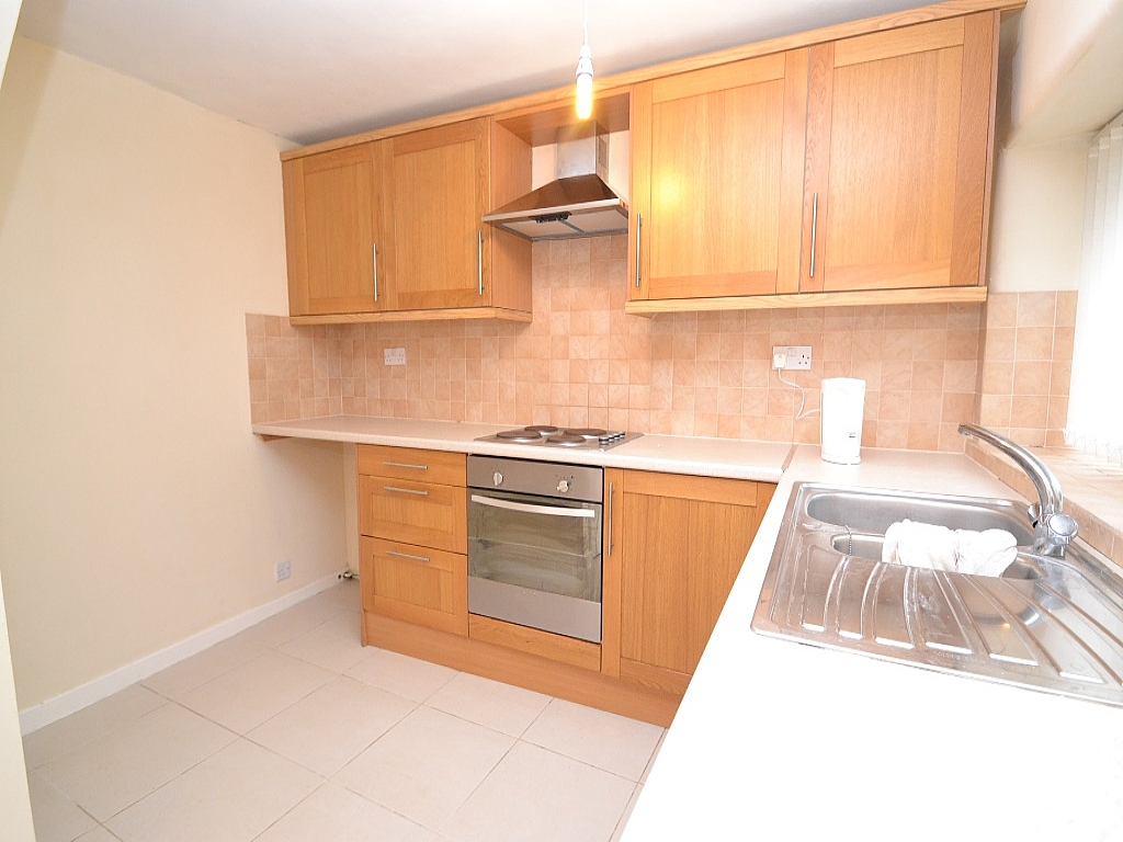 2 Bed Cottage House To Rent - 0