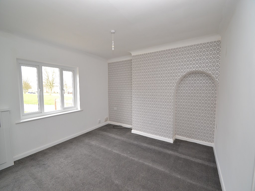 2 Bed Semi-detached House To Rent - 0