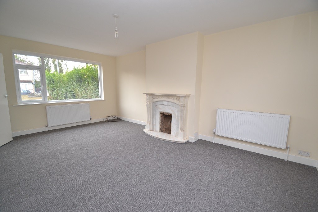 3 Bed Semi-detached House To Rent - 0