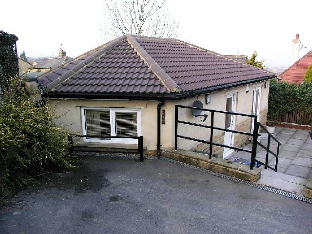 1 Bed Bungalow To Rent - 0