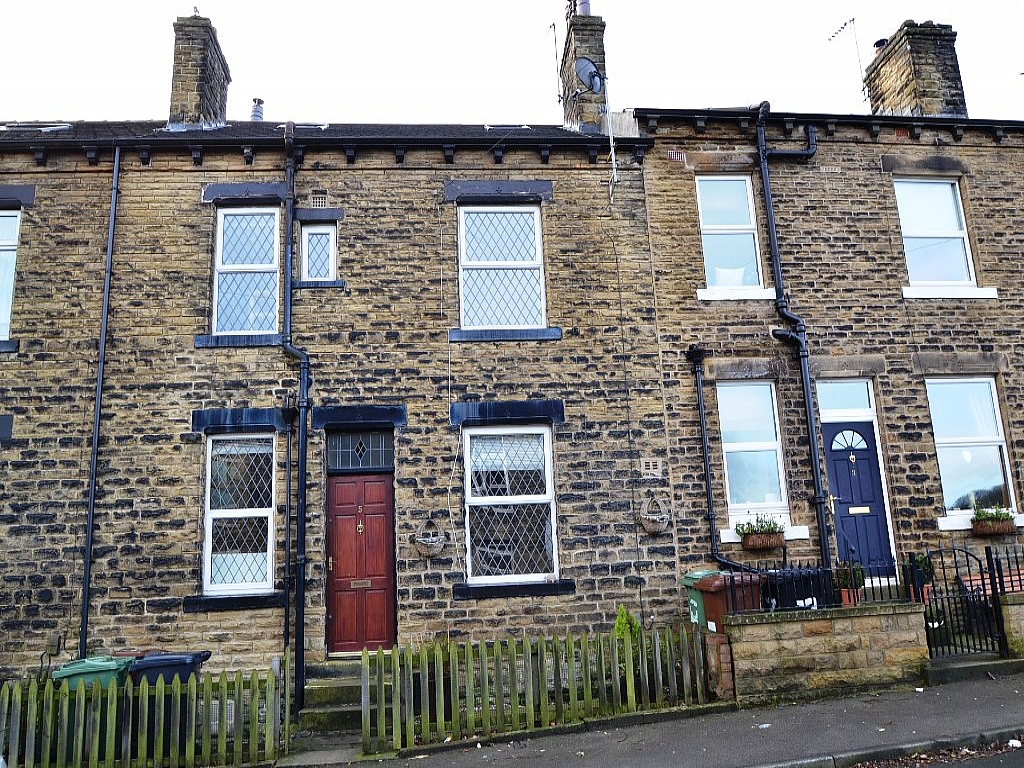 2 Bed Mid Terraced House To Rent - 0