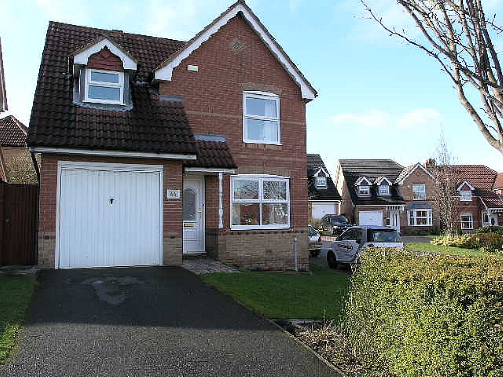 3 Bed Detached House To Rent - 0