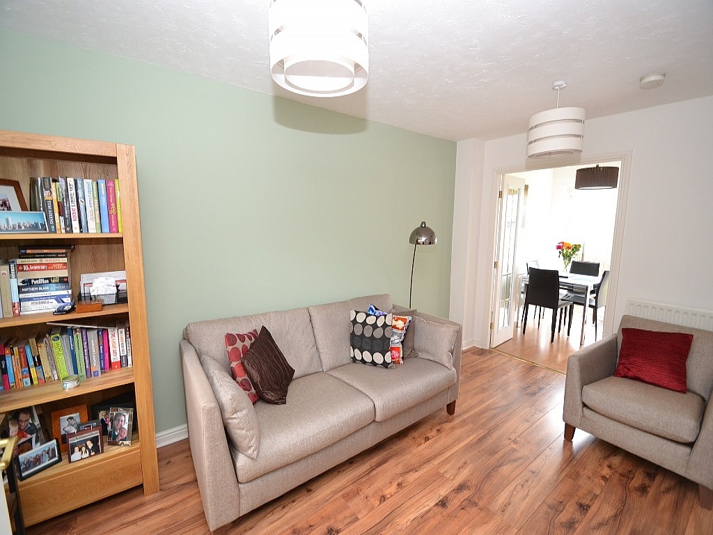 2 Bed House To Rent - 0