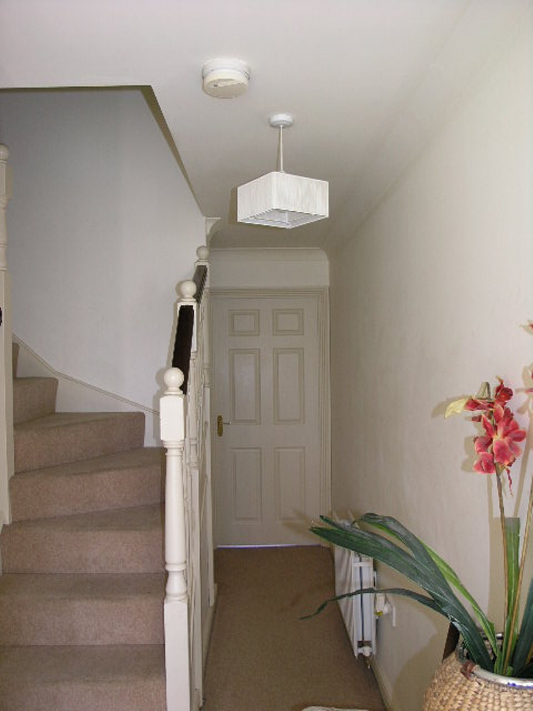 4 Bed Barn Conversion House To Rent - Photograph 2