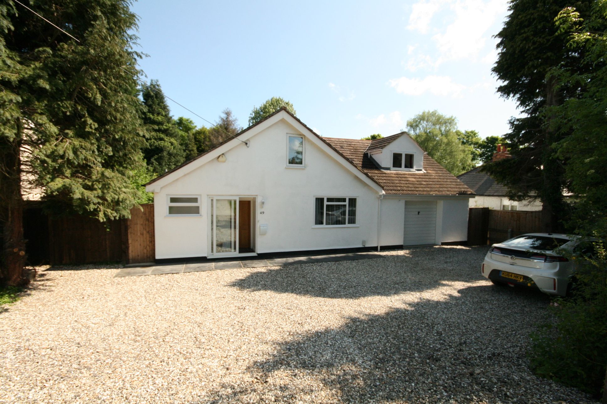 6 Bed Detached House For Sale - Photograph 1