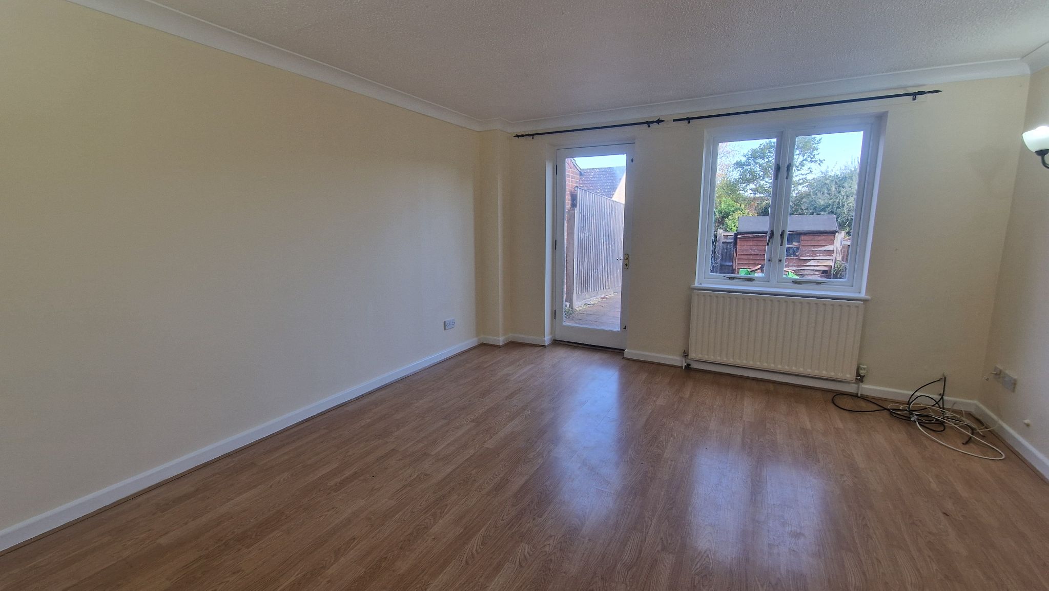 Secondary property image