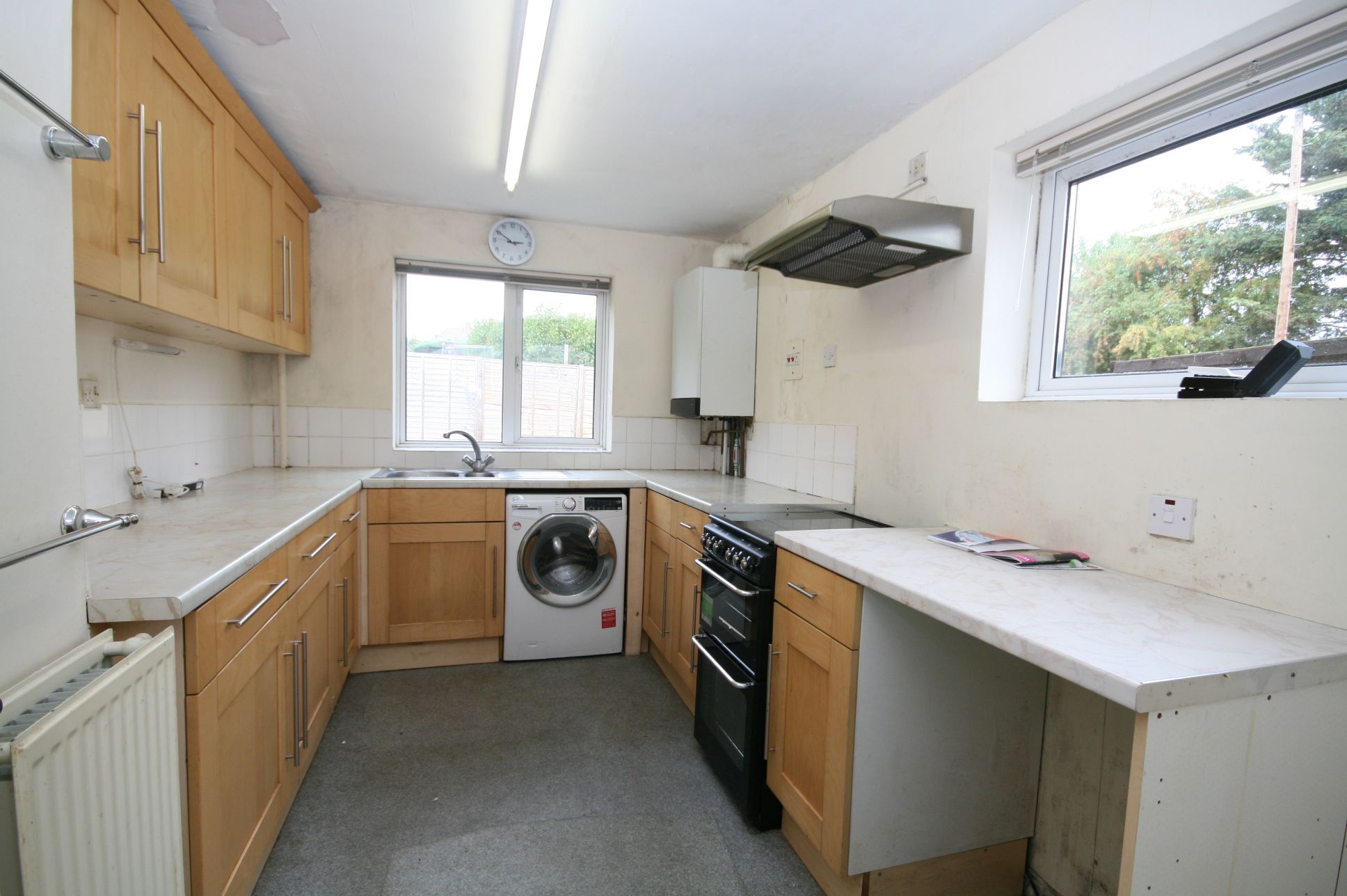 Secondary property image