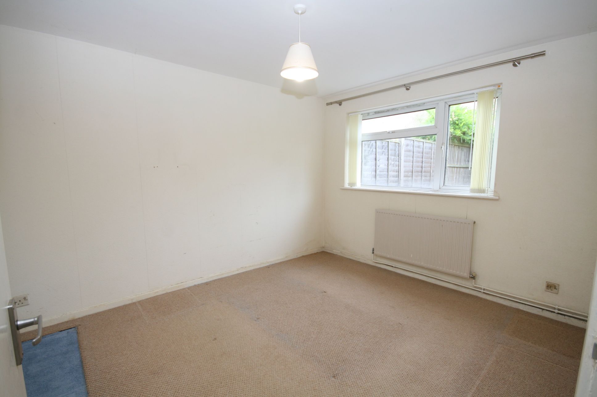 Secondary property image