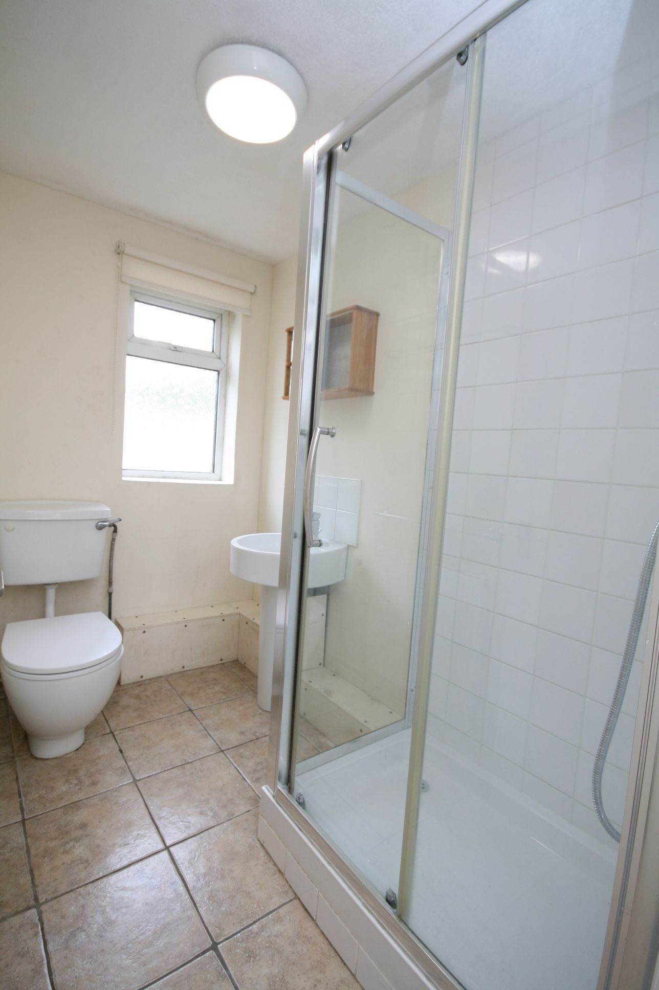 Secondary property image