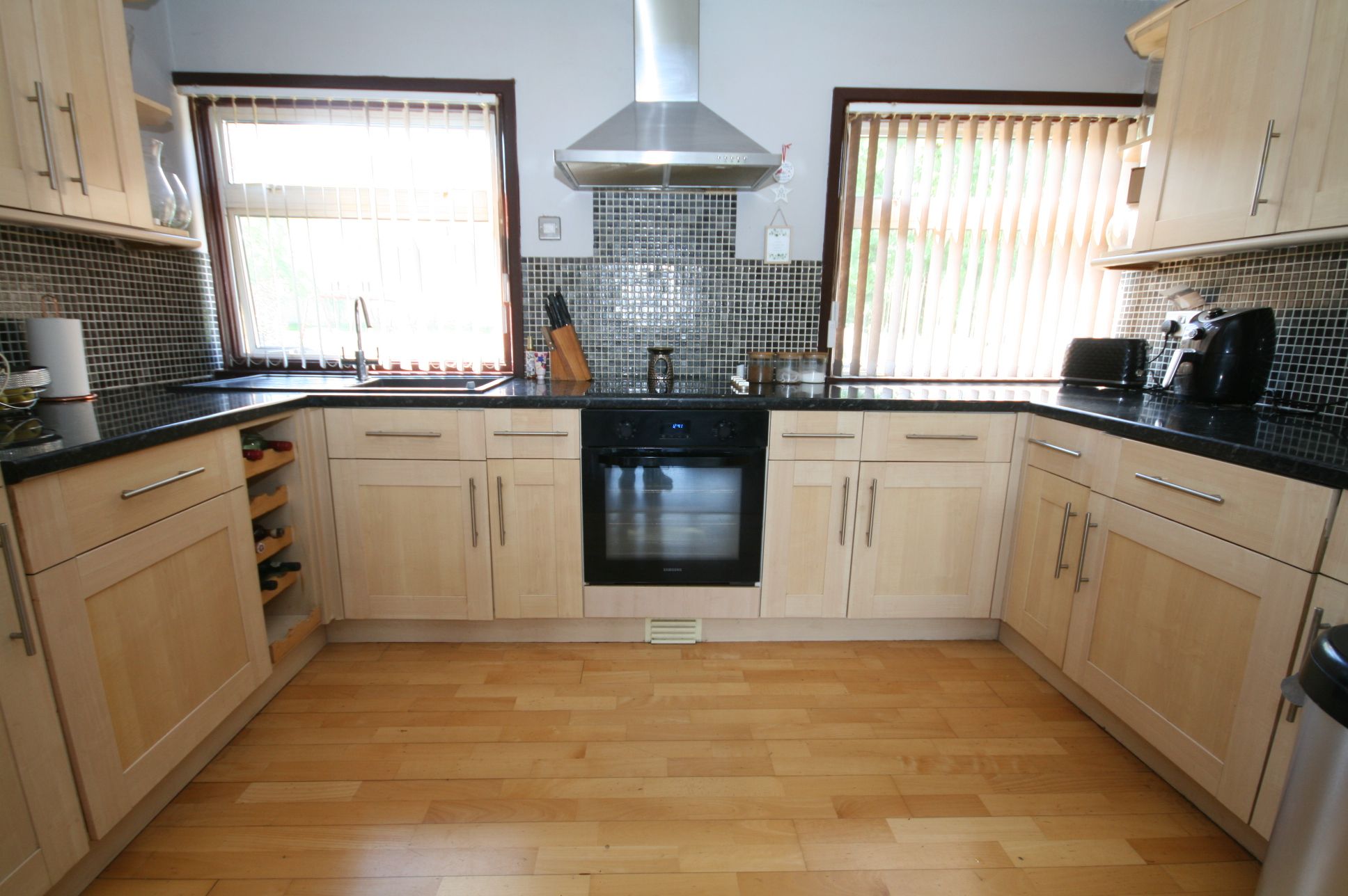 4 Bed Mid Terraced House For Sale - Photograph 3