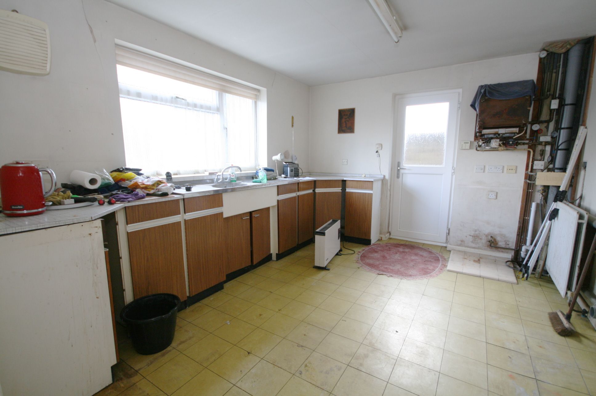 4 Bed Detached House For Sale - Photograph 4