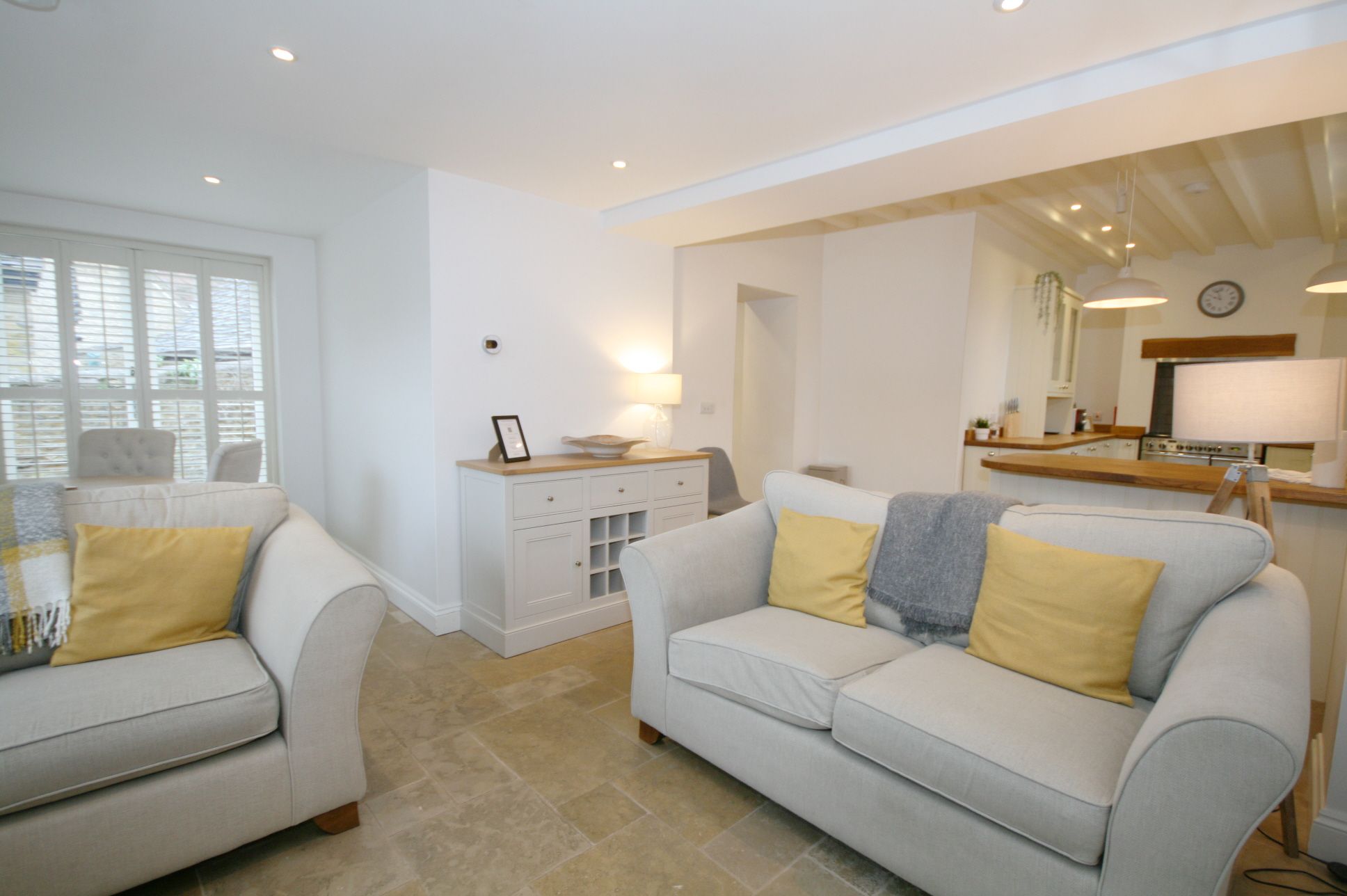 3 Bed Cottage House For Sale - Photograph 3