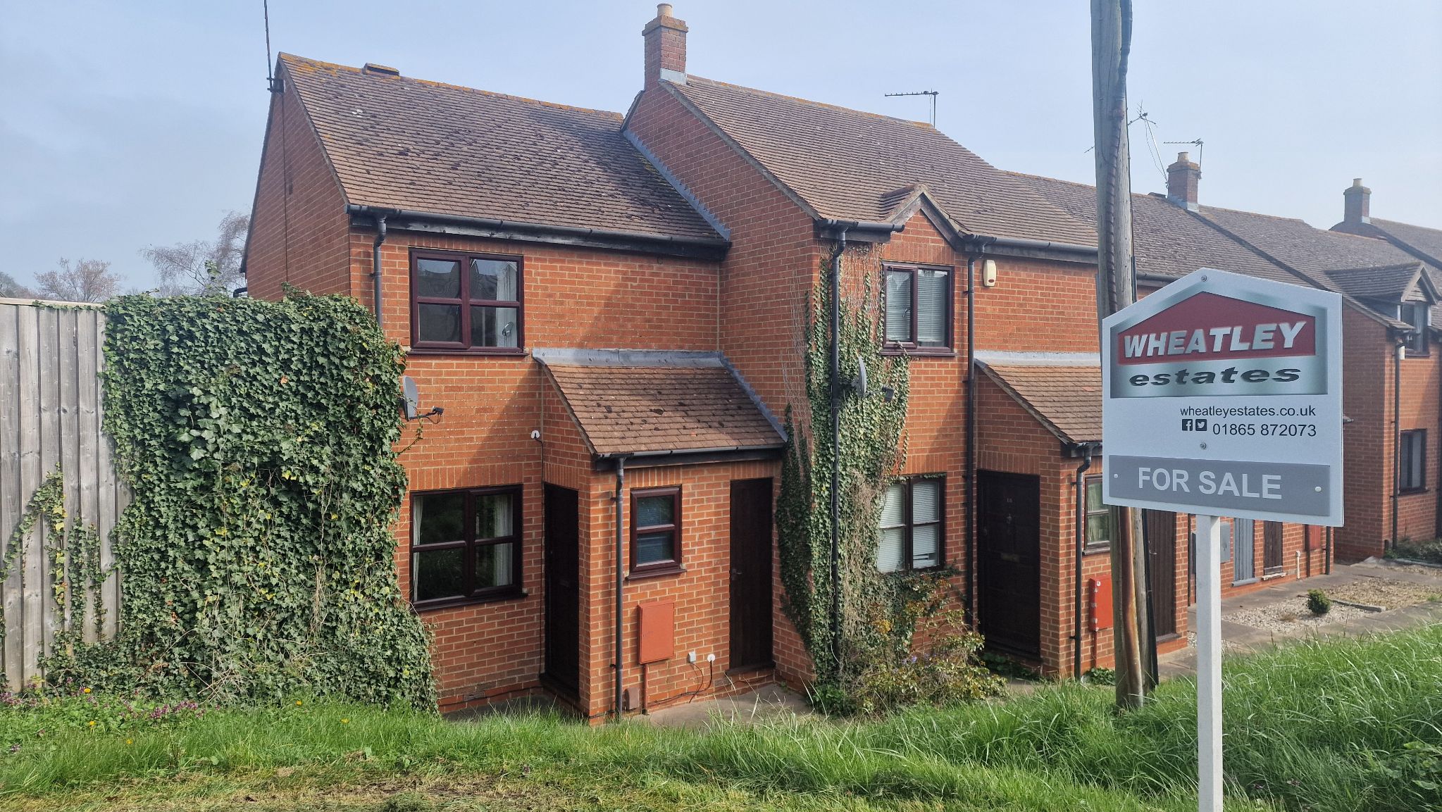 1 Bed End Terraced House For Sale - Photograph 1