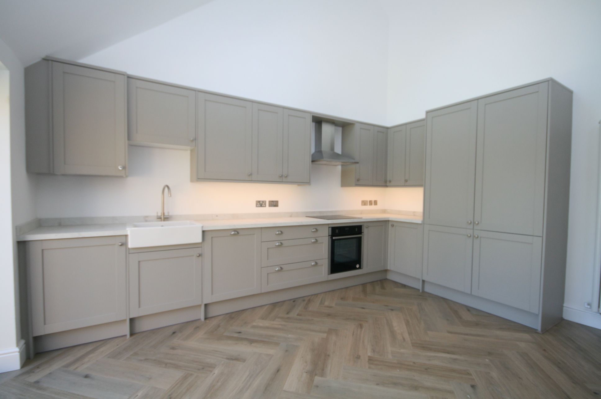 2 Bed Detached Bungalow To Rent - Photograph 4