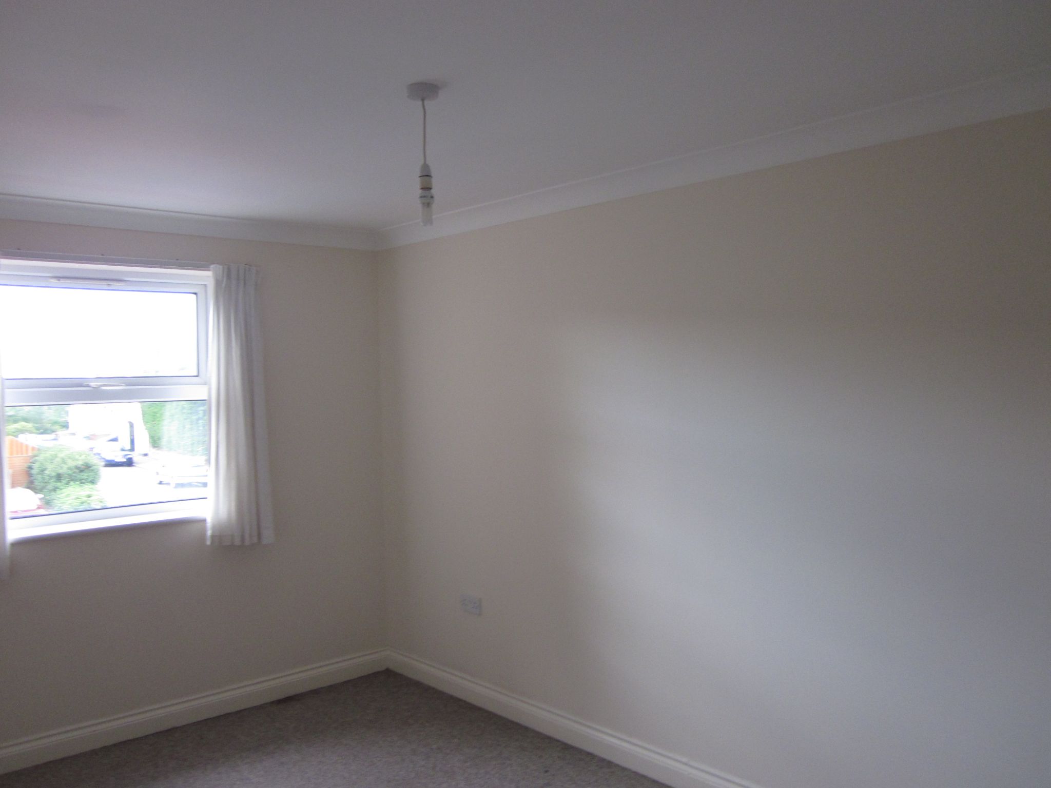 2 bedroom apartment flat/apartment To Let in Southampton - Property photograph