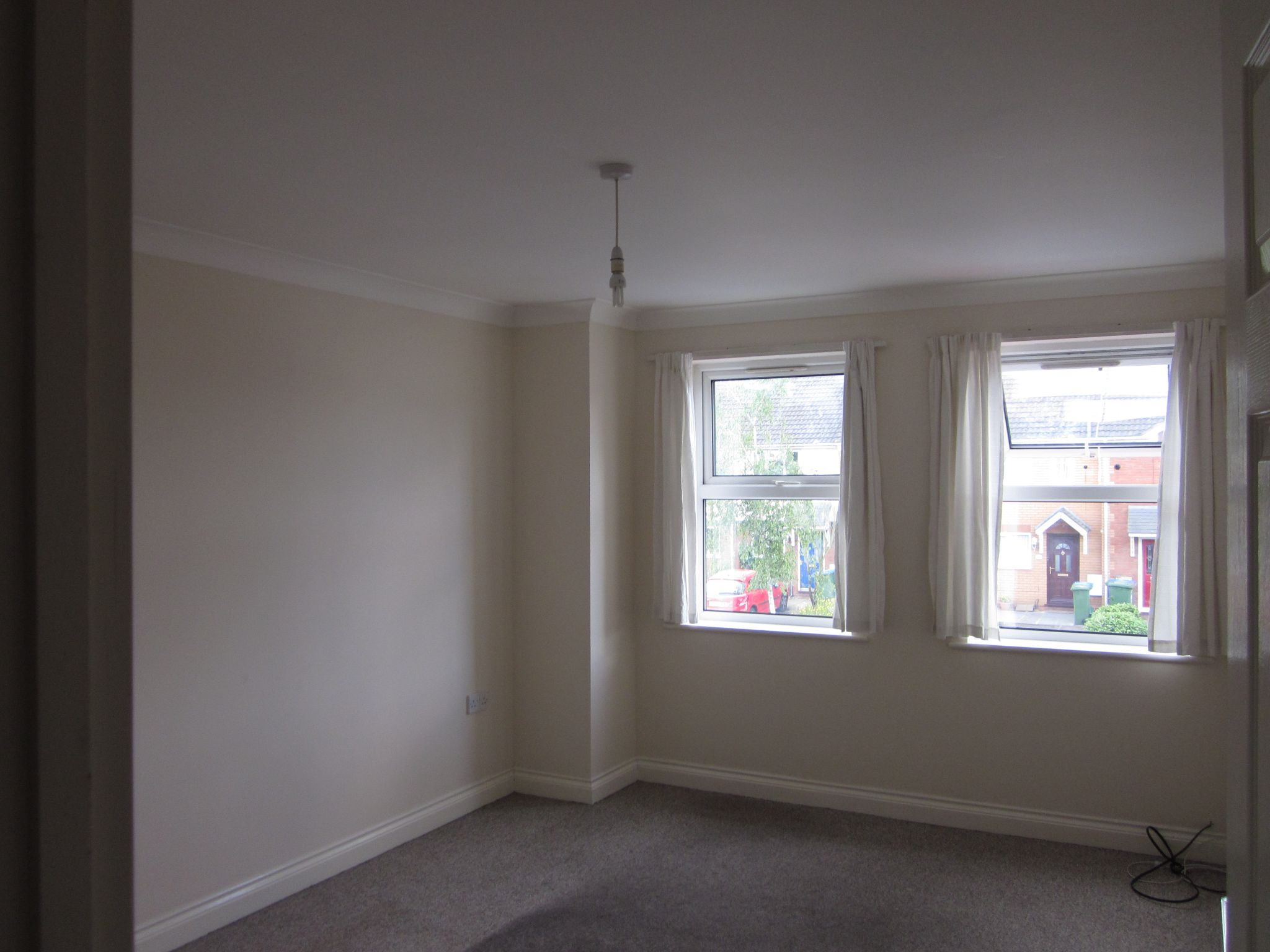 2 bedroom apartment flat/apartment To Let in Southampton - Property photograph