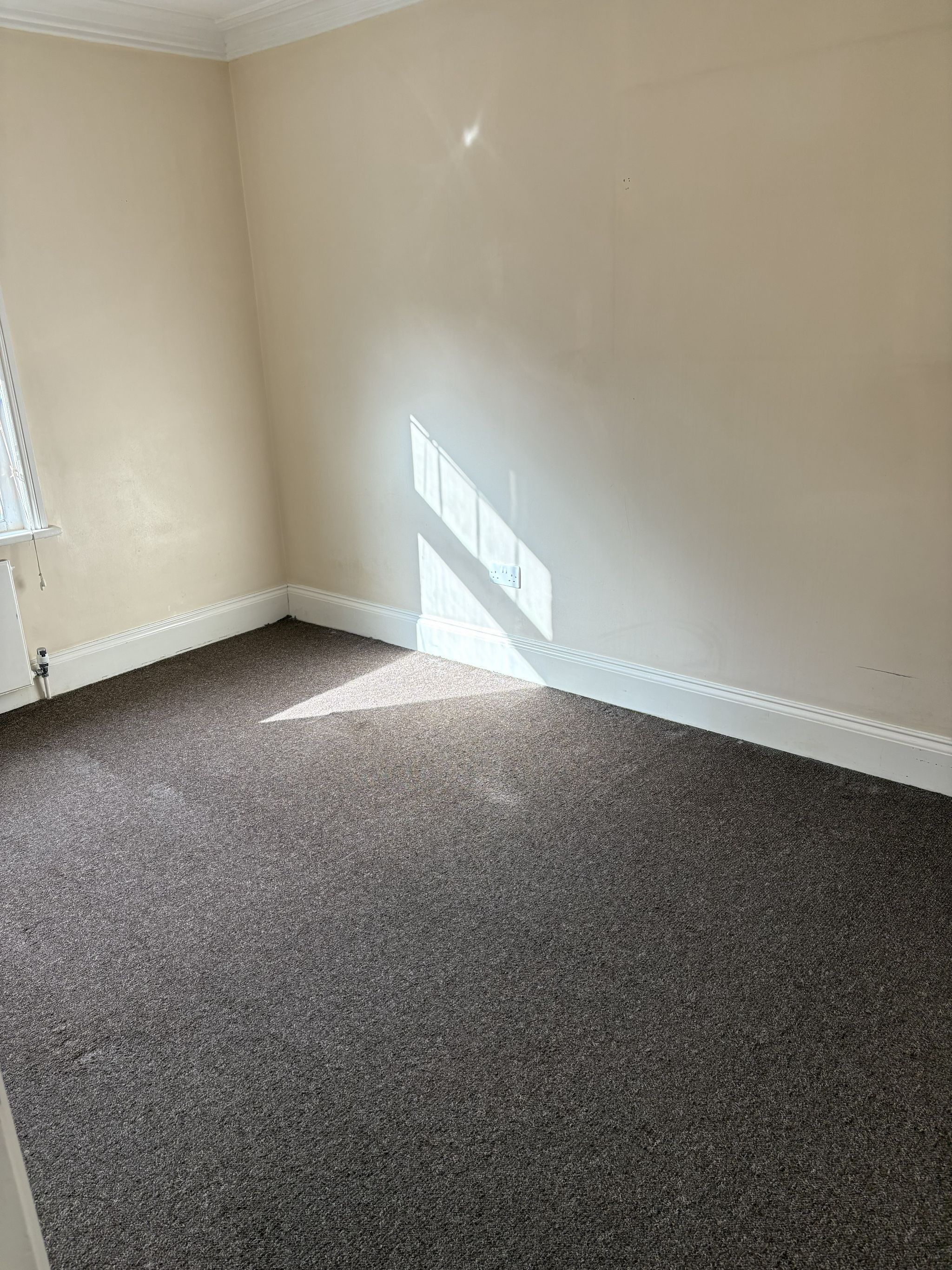 2 bedroom apartment flat/apartment To Let in Southampton - Bedroom 1