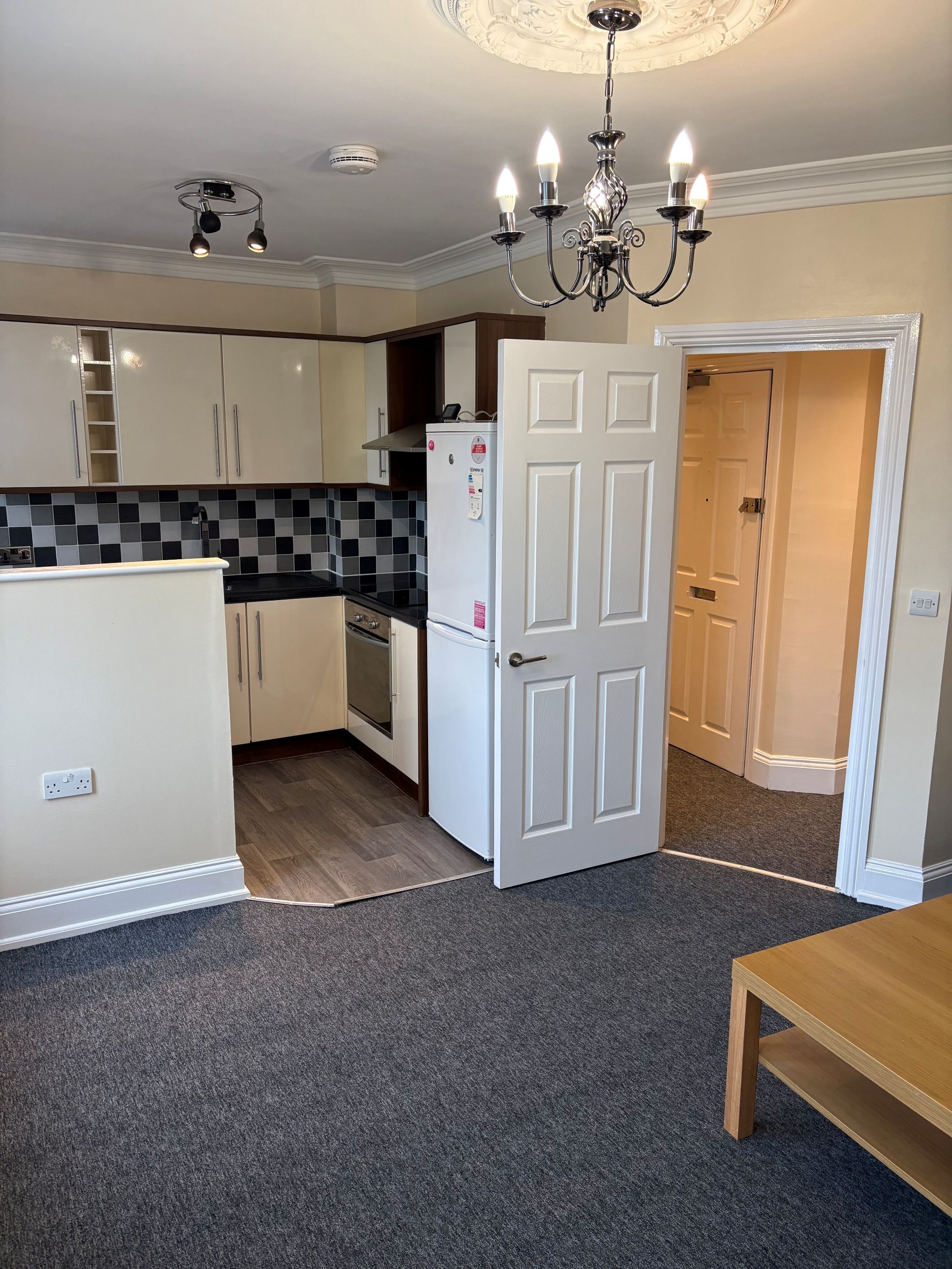 1 bedroom apartment flat/apartment Reserved in Southampton - Photograph 5
