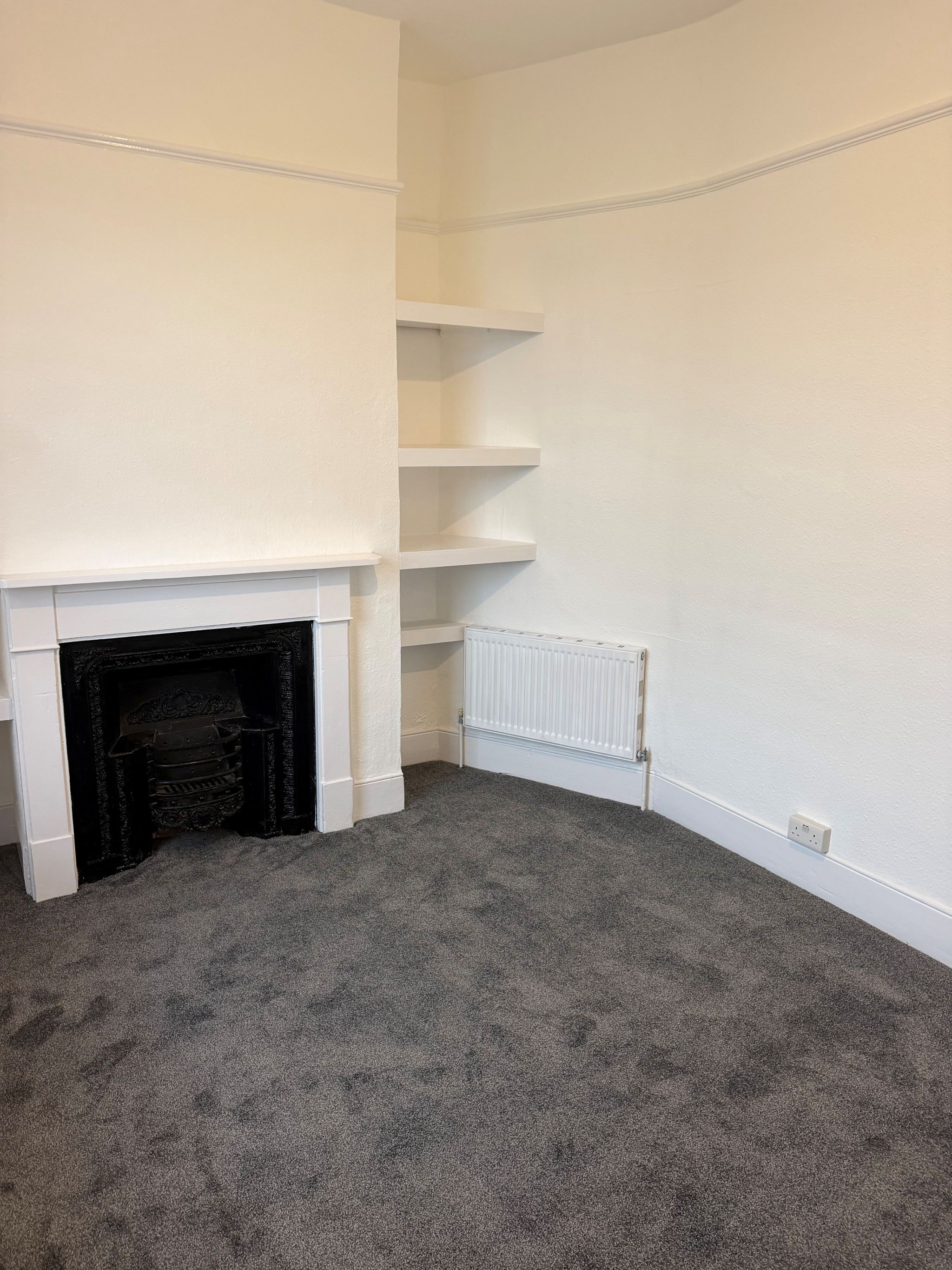 3 bedroom apartment flat/apartment To Let in Southampton - Photograph 8