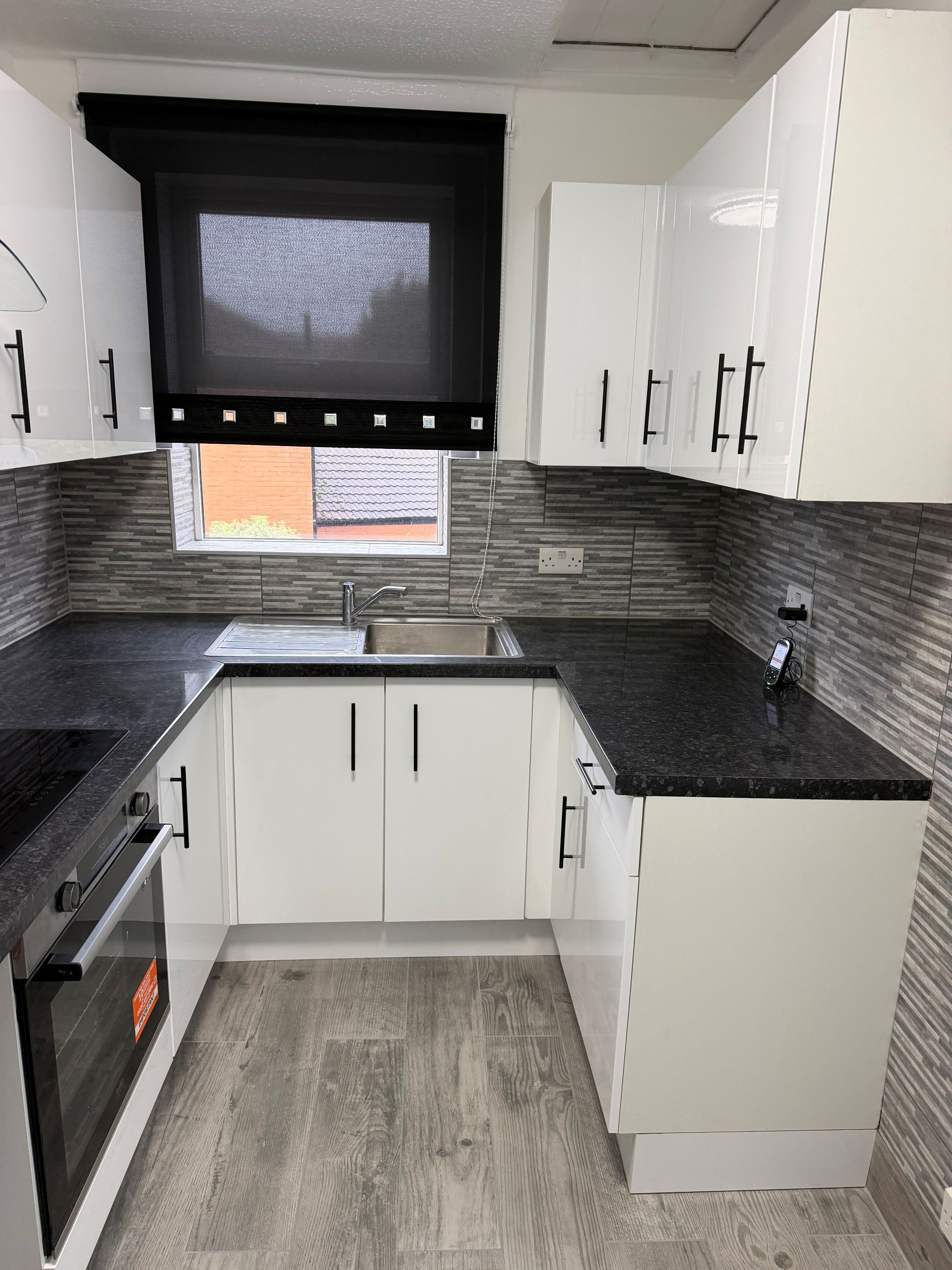 3 bedroom apartment flat/apartment To Let in Southampton - Property photograph