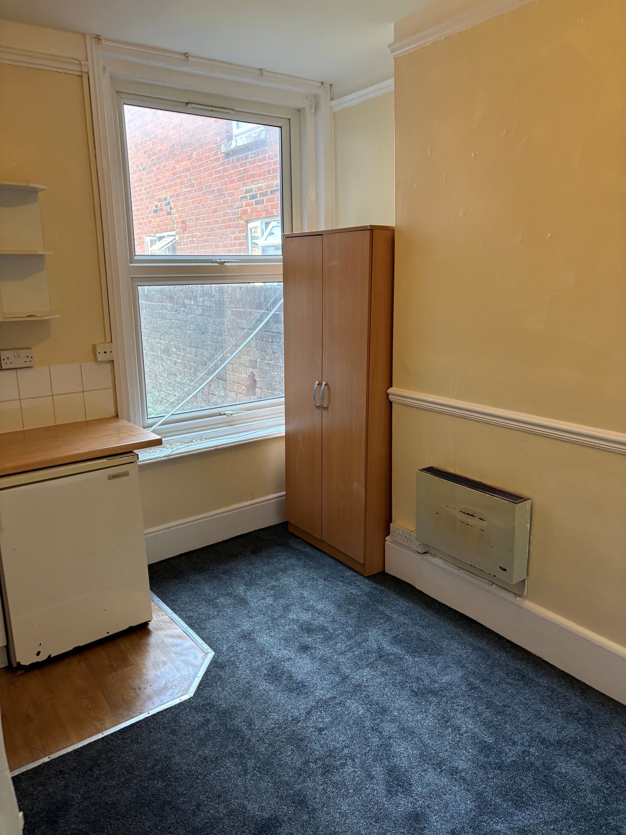 Apartment Flat/apartment To Let in Southampton - Property photograph