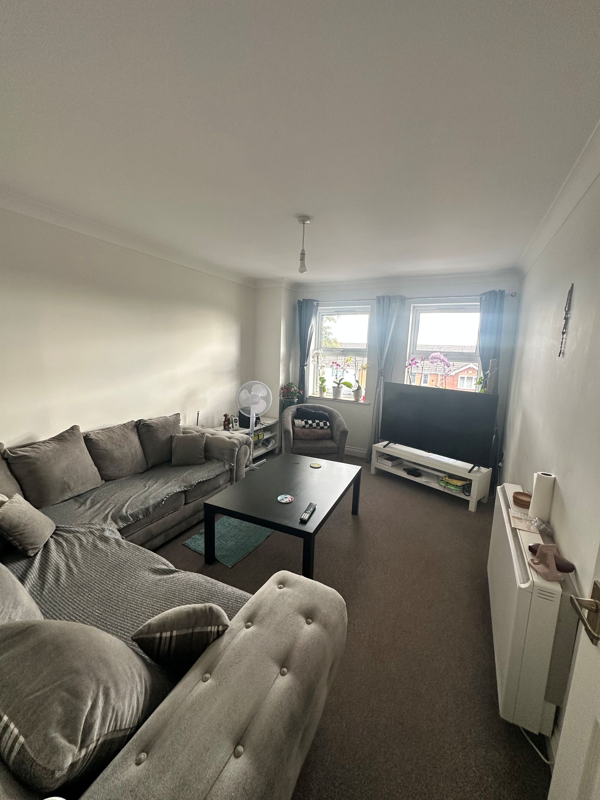 2 bedroom apartment flat/apartment To Let in Southampton - Photograph 7