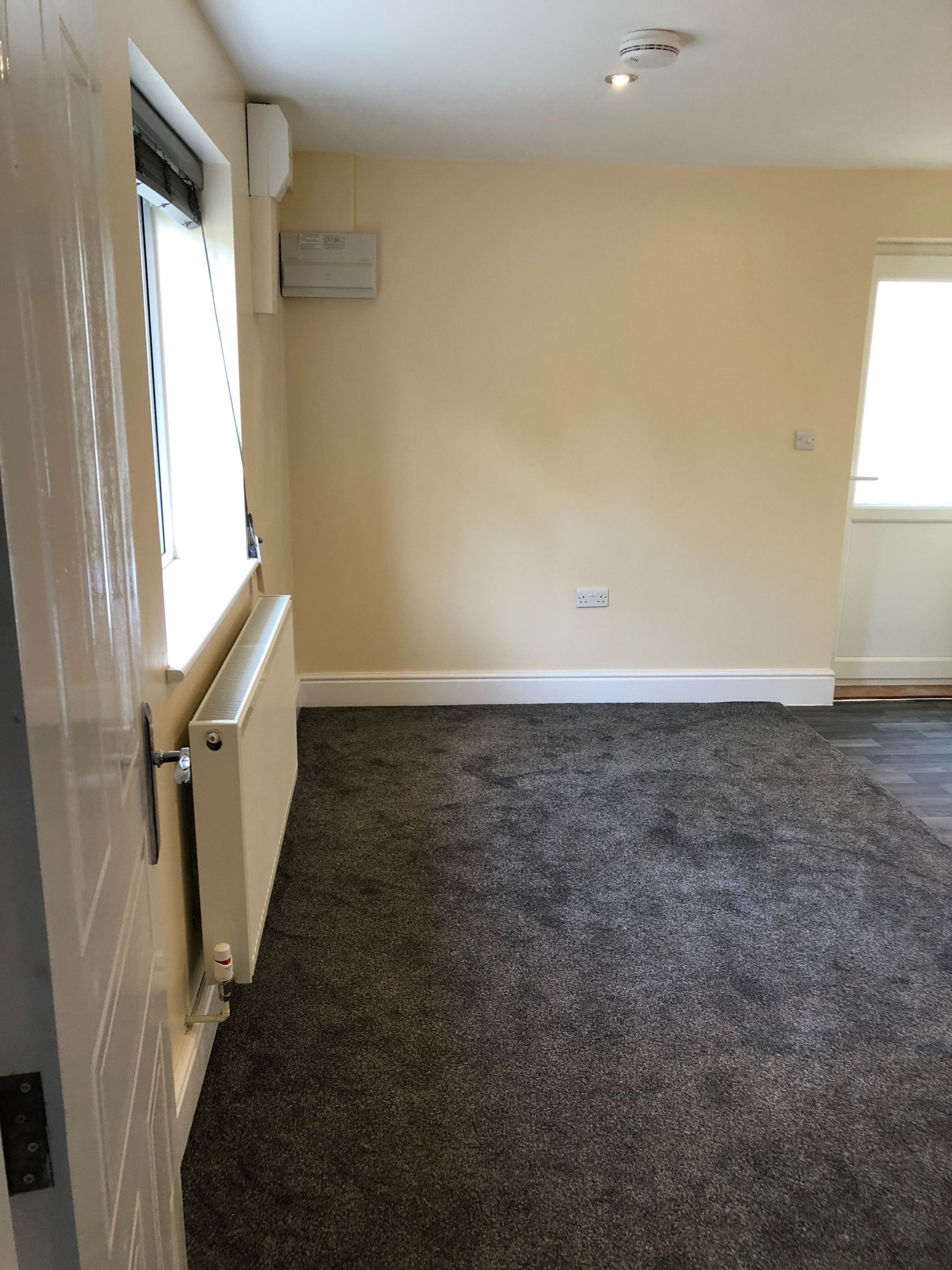 1 bedroom detached bungalow Reserved in Southampton - Photograph 5