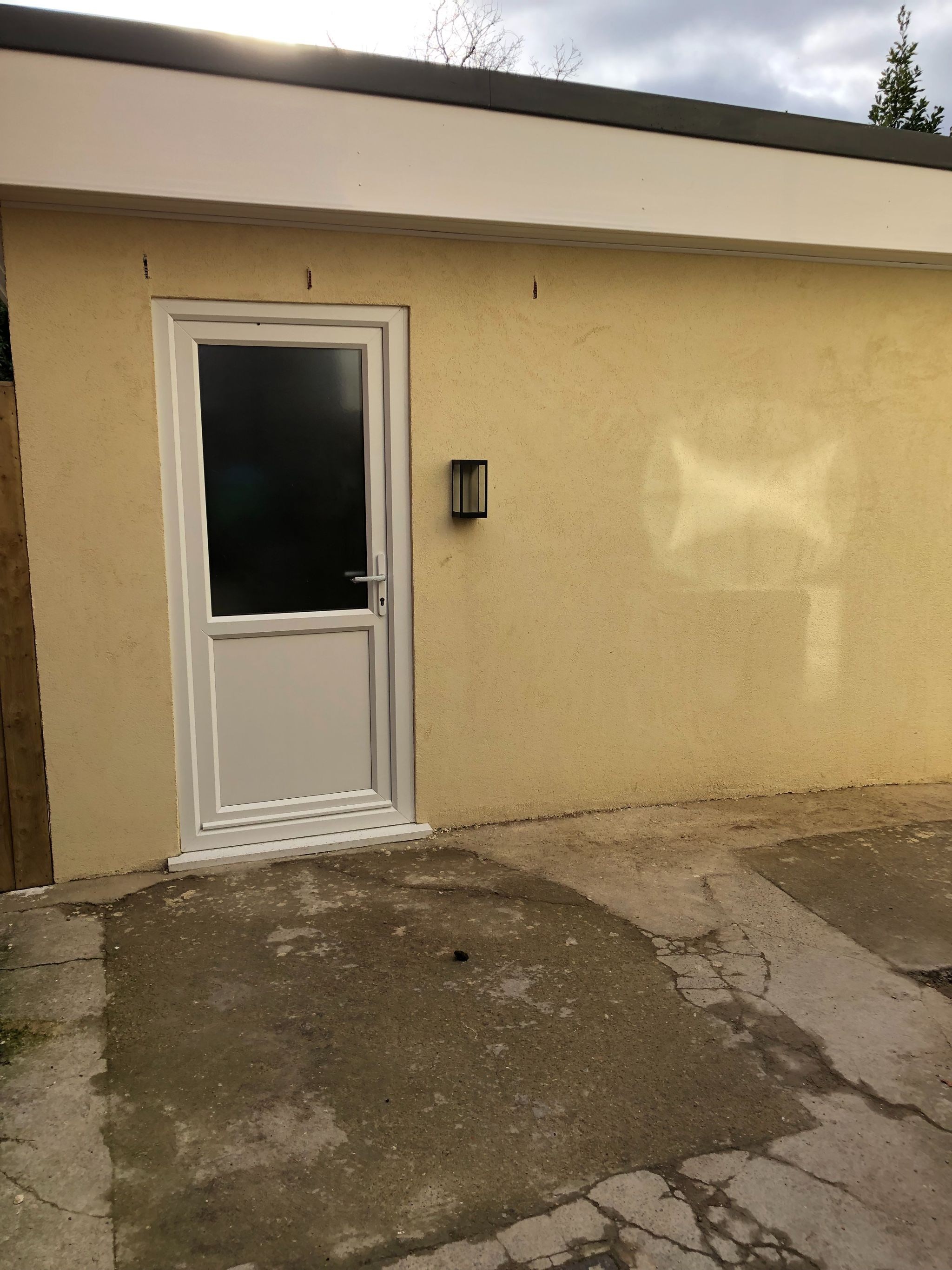 1 bedroom detached bungalow Reserved in Southampton - Photograph 7
