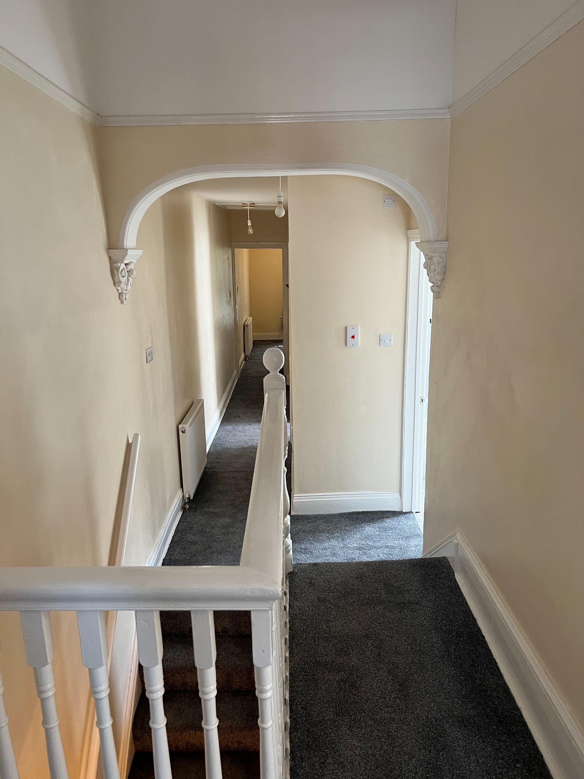 2 bedroom flat flat/apartment To Let in Southampton - Photograph 5