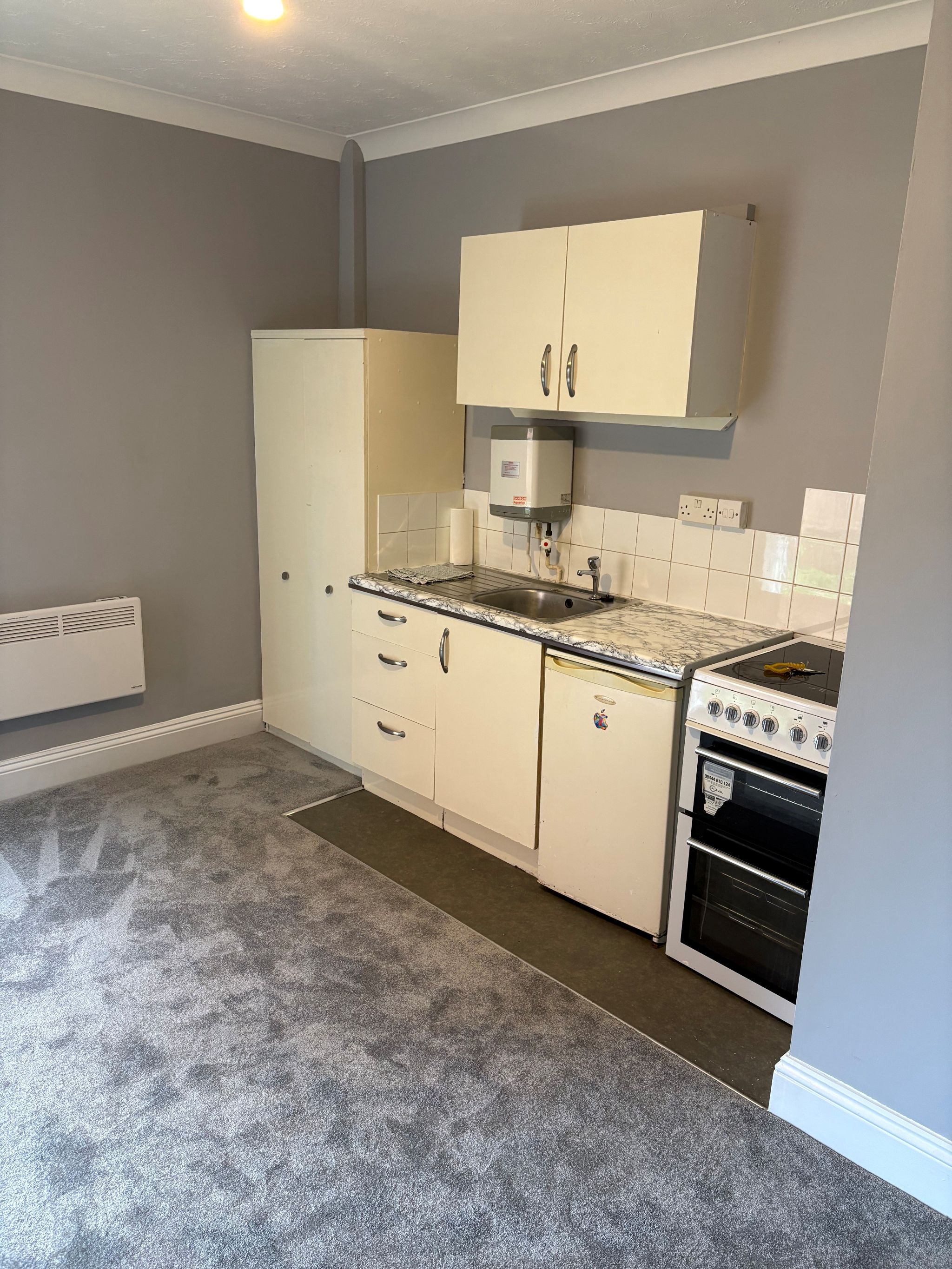 Ground Floor Flat/apartment To Let in Southampton - Property photograph
