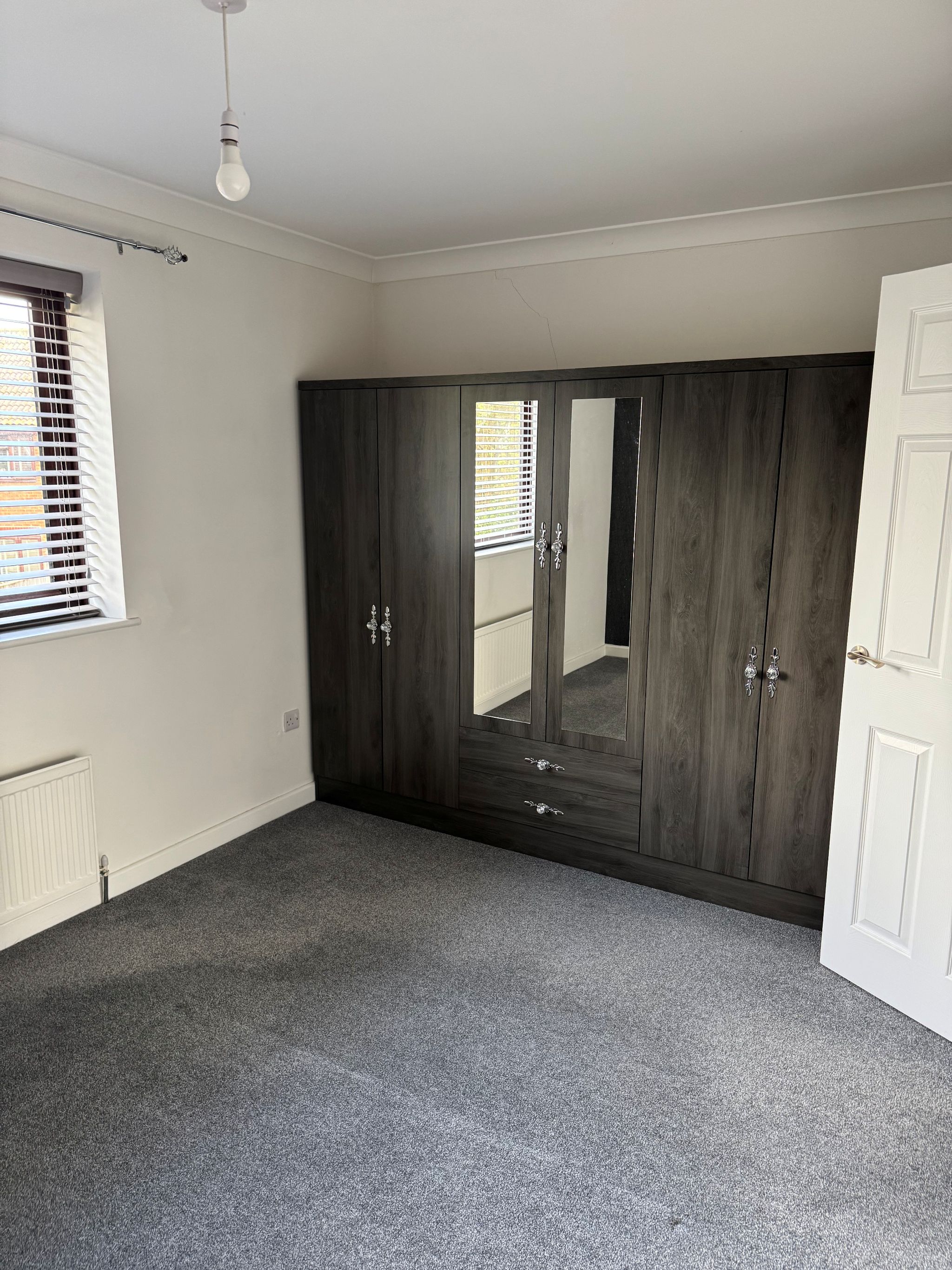 2 bedroom mid terraced house Reserved in Southampton - Photograph 13