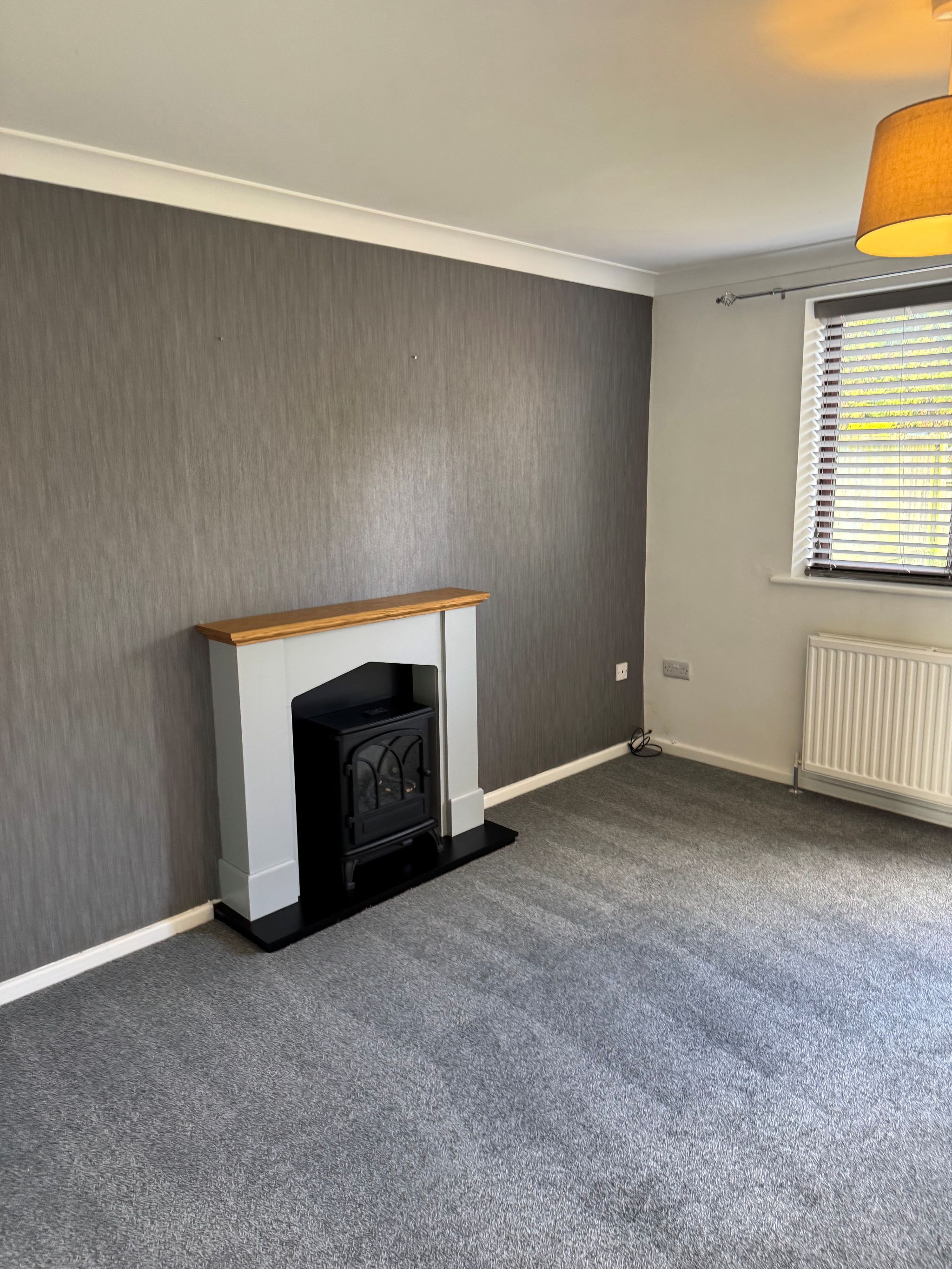 2 bedroom mid terraced house Reserved in Southampton - Photograph 6