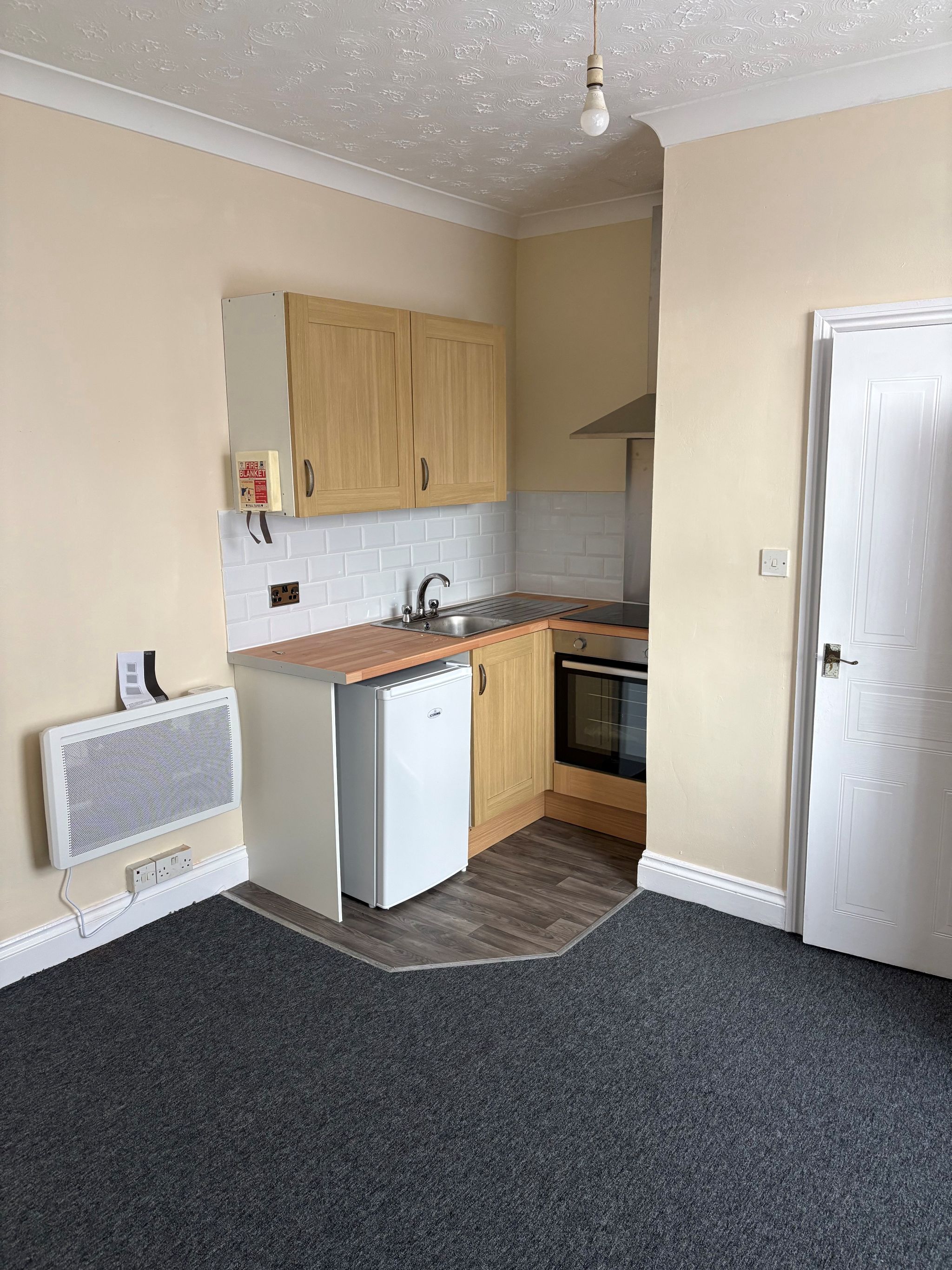 Apartment Flat/apartment To Let in Southampton - Property photograph