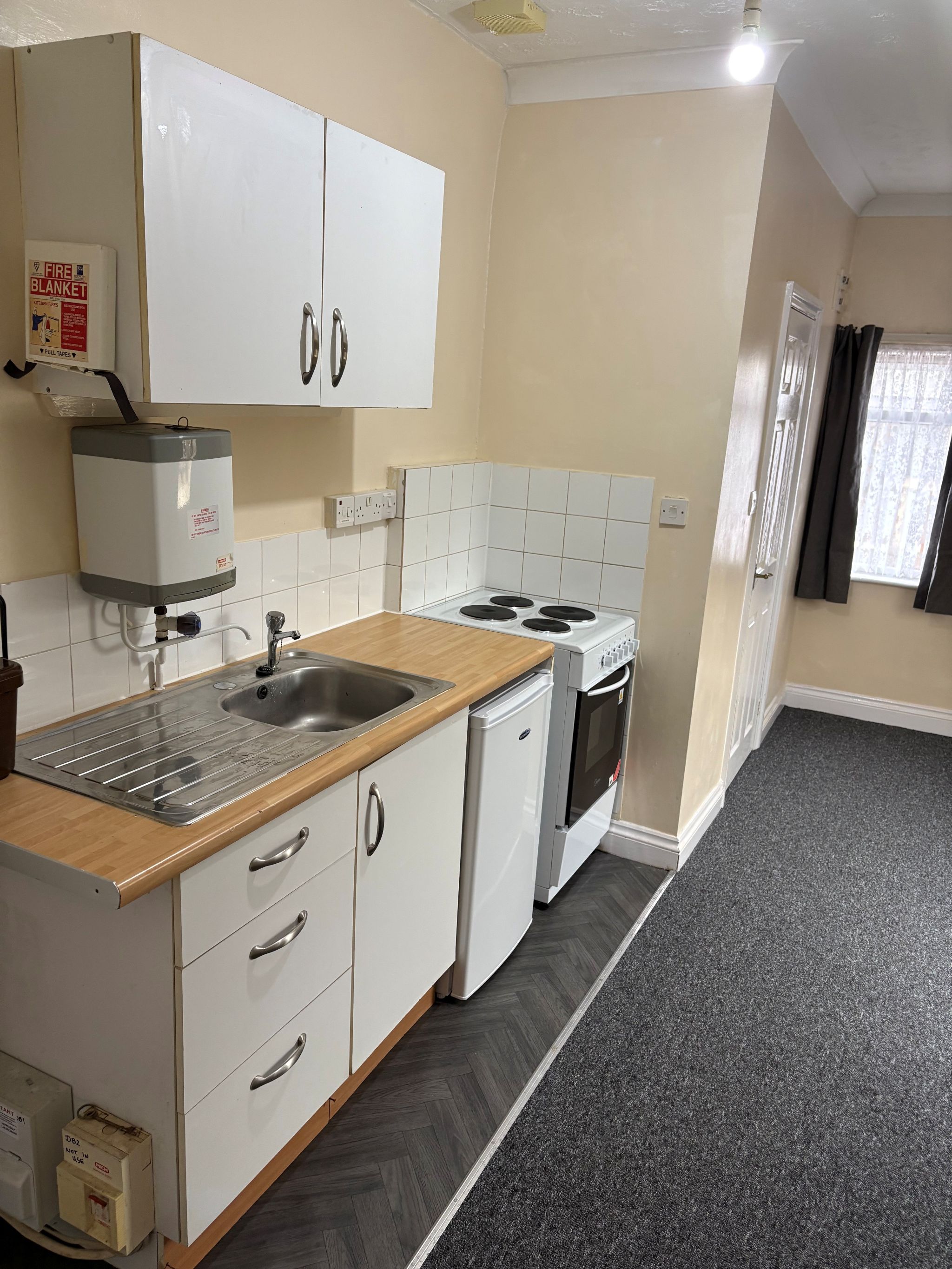1 bedroom apartment flat/apartment To Let in Southampton - Photograph 4