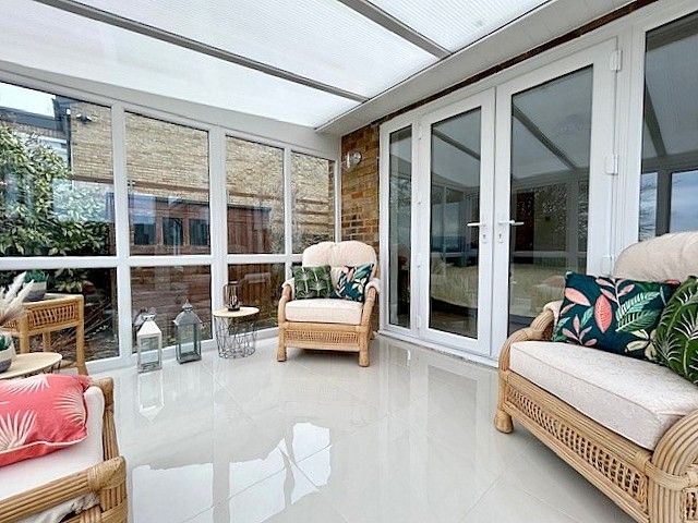  - Sun Room