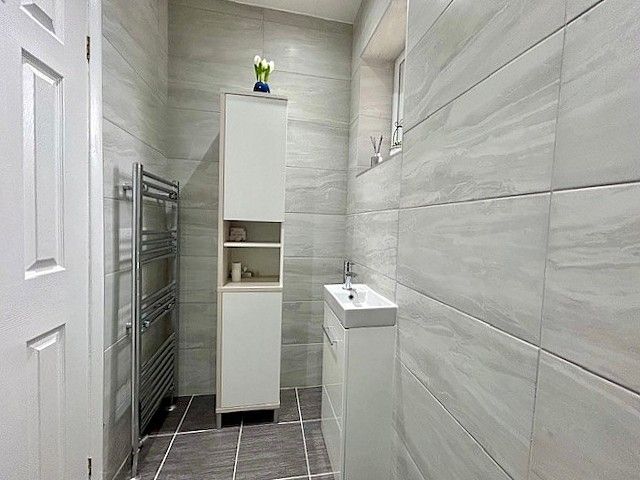  - En-Suite W/c