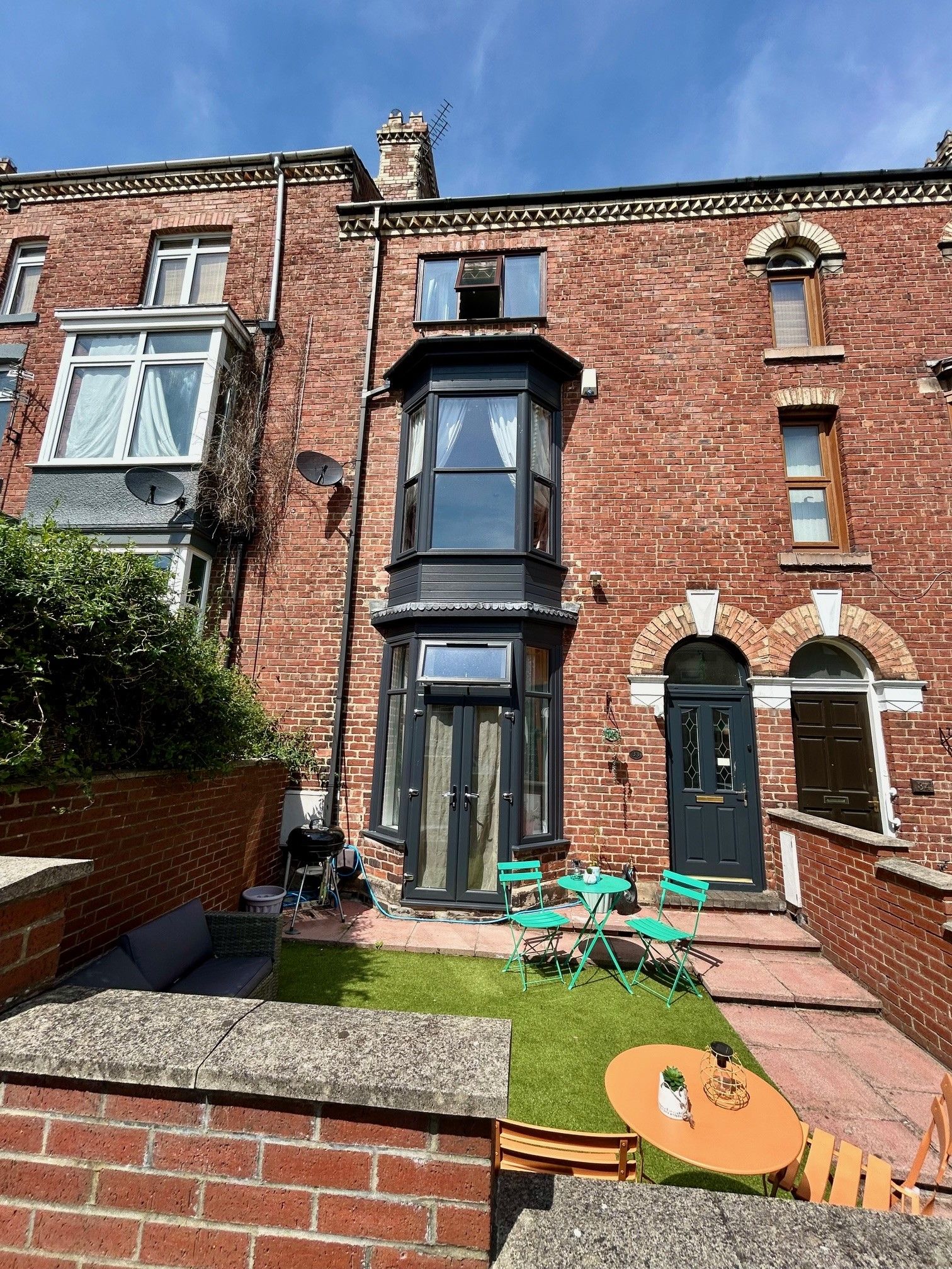 4 bedroom mid terraced house For Sale in Bishop Auckland - Property photograph.