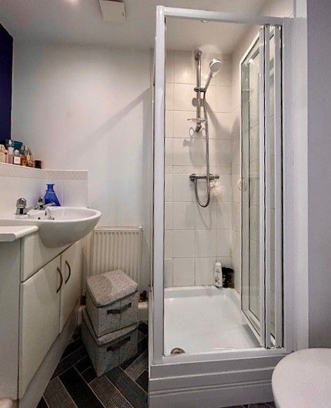  - En-Suite