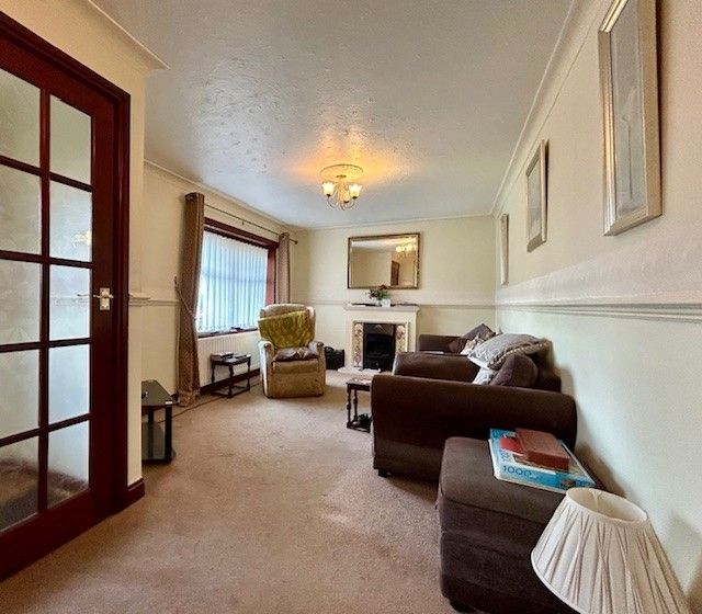  - Lounge