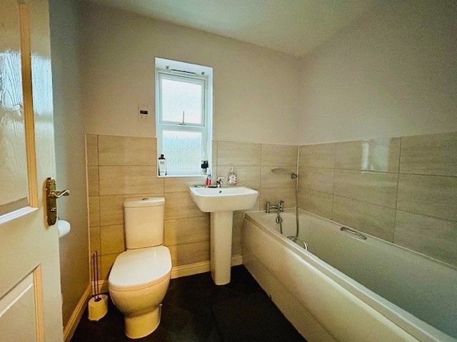  - Family Bathroom