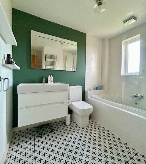  - Family Bathroom