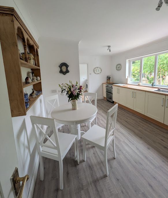  - Breakfast Kitchen